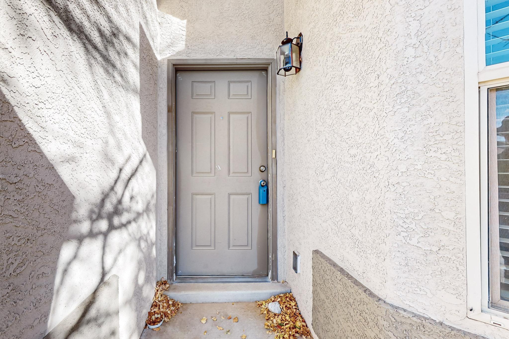 1304 DESERT PAINTBRUSH Loop