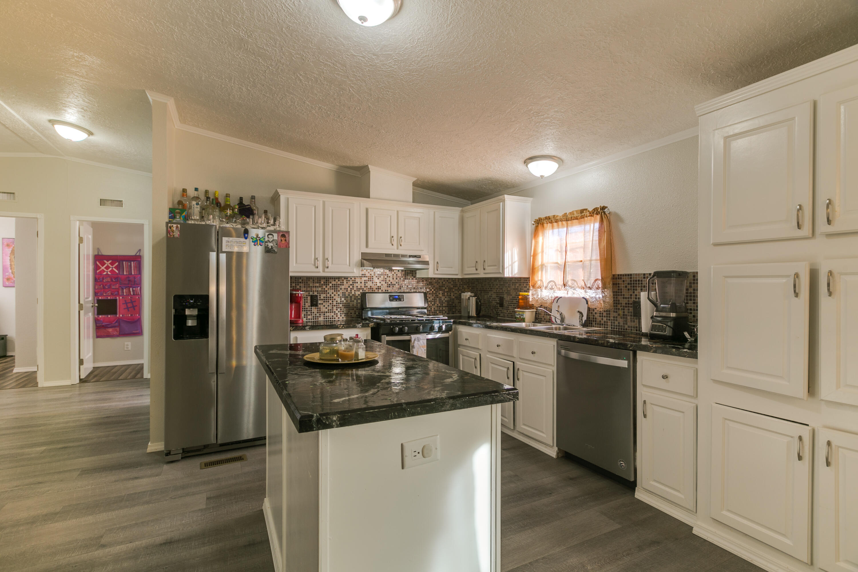 1606 E CALLE CELESTINO