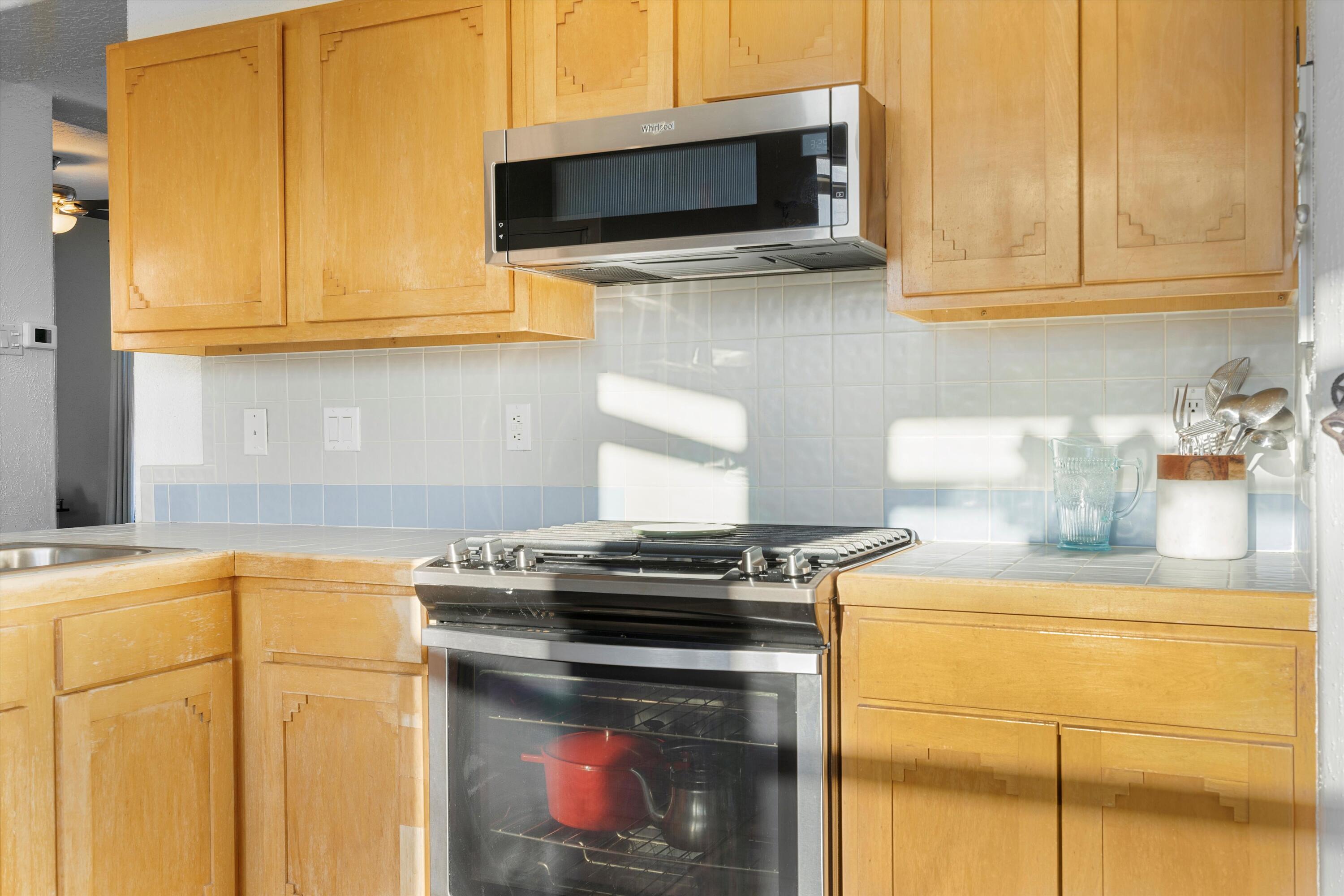 4120 BLUESTEM Court NW