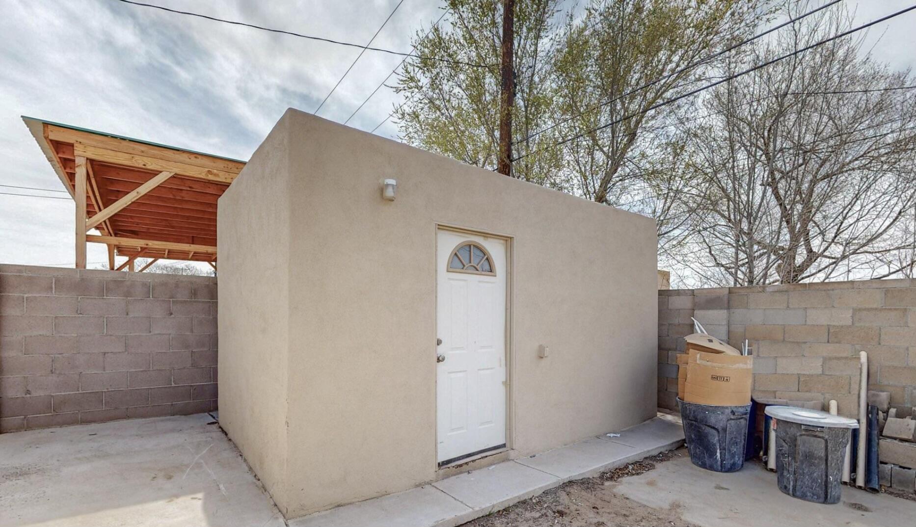 431 ALCAZAR Street NE