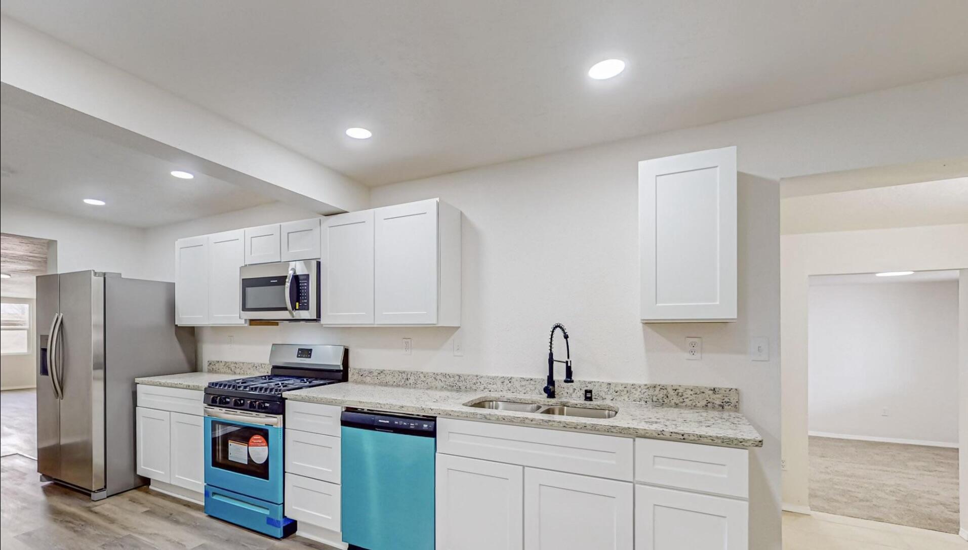 431 ALCAZAR Street NE