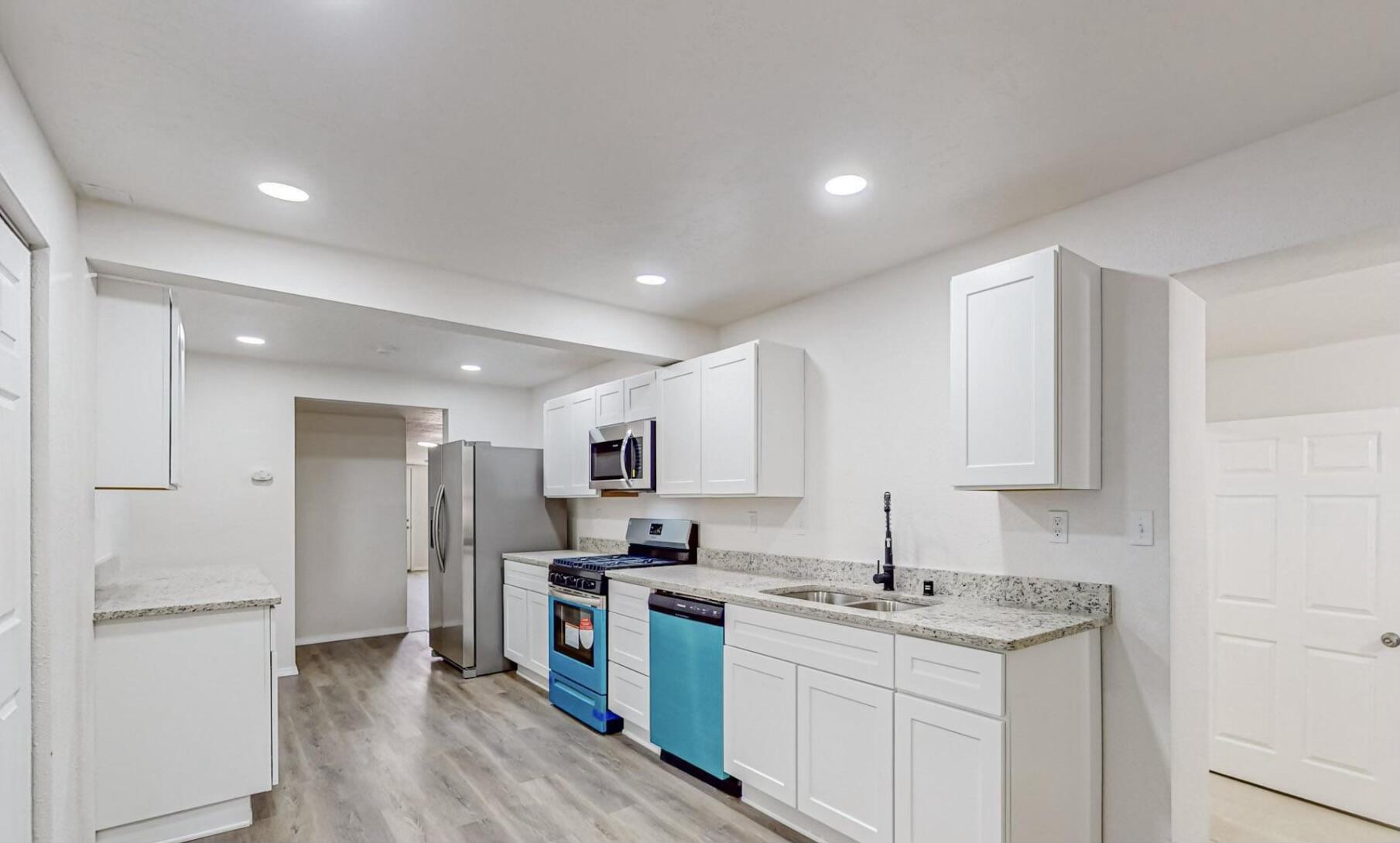 431 ALCAZAR Street NE