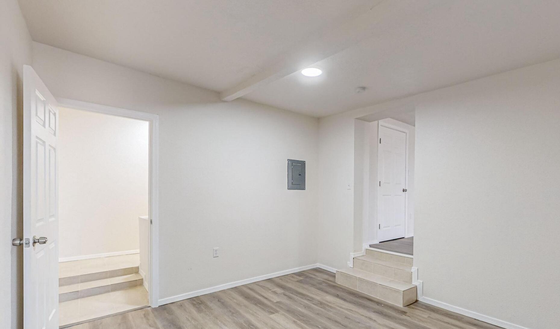 431 ALCAZAR Street NE