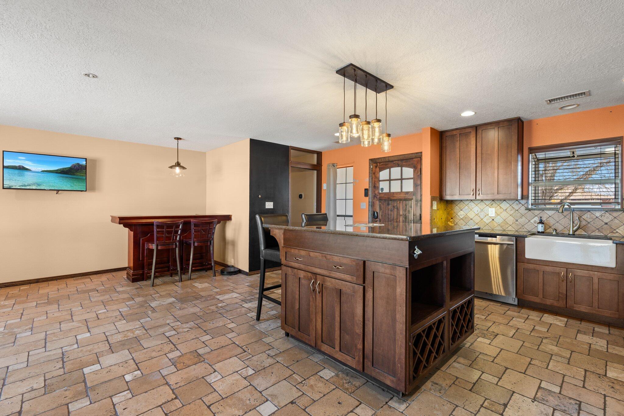 2447 GREEN LAKE Road NE