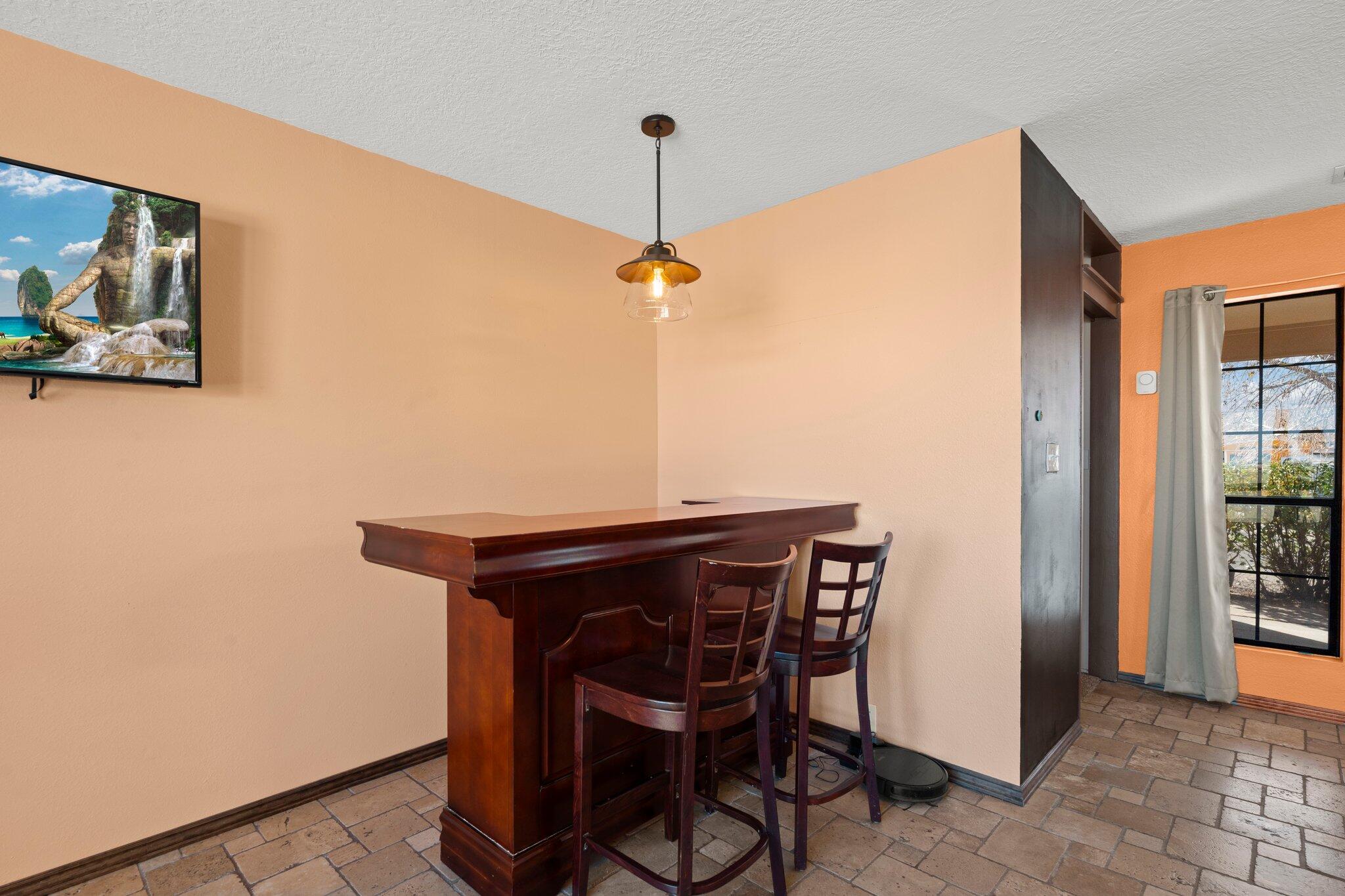 2447 GREEN LAKE Road NE