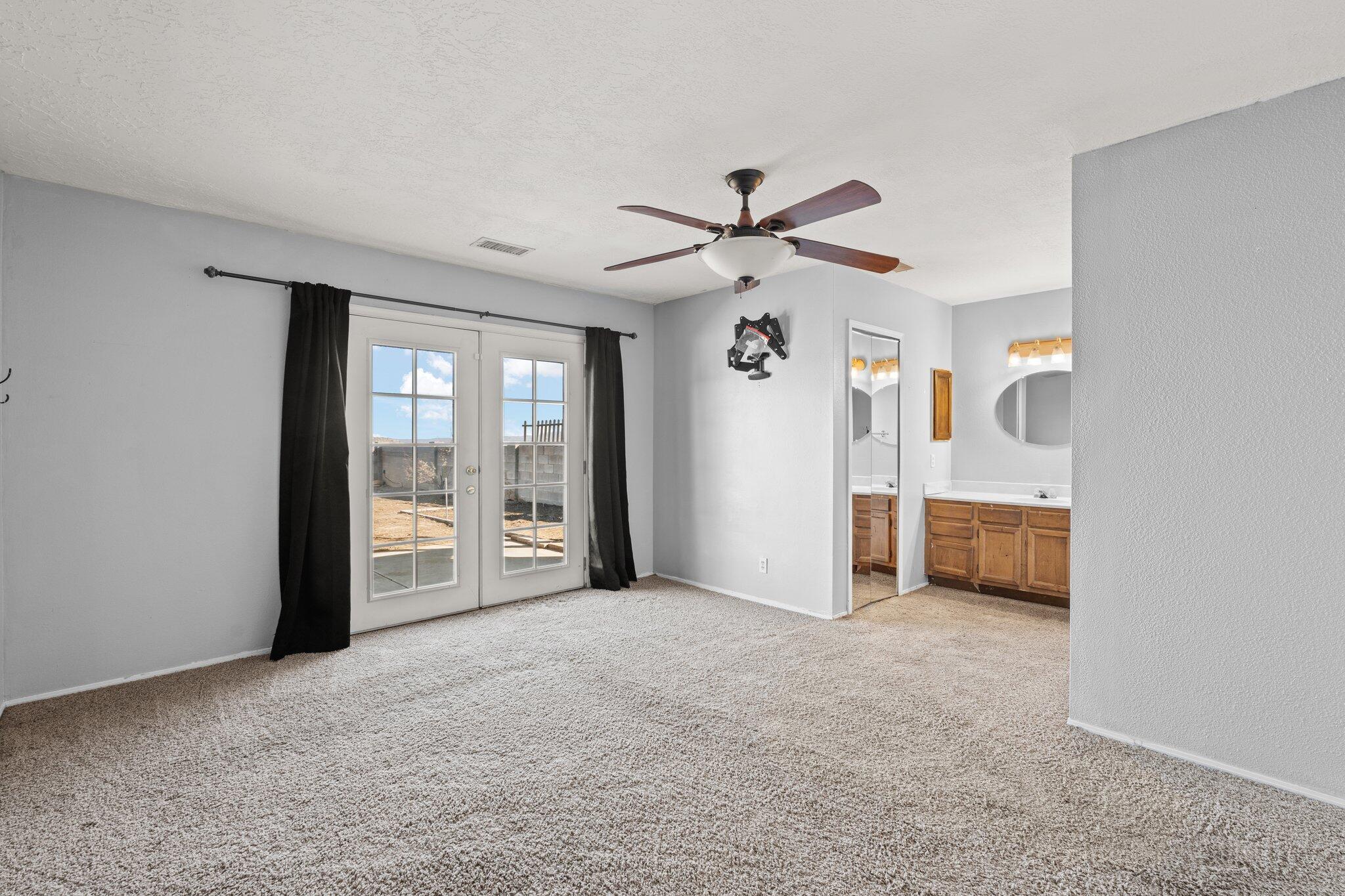 2447 GREEN LAKE Road NE