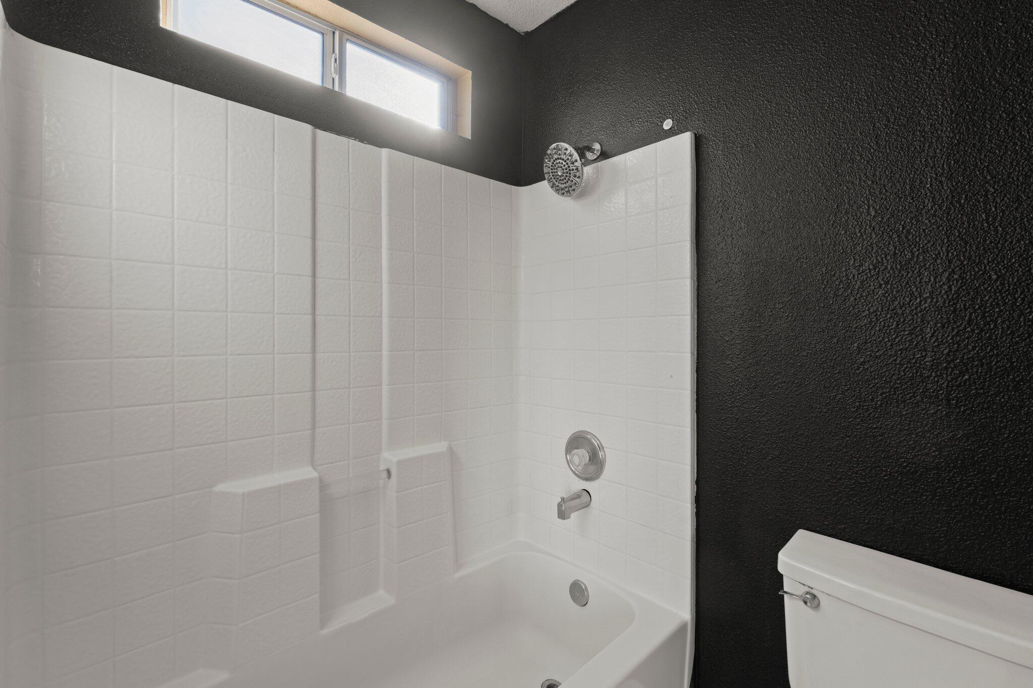 2447 GREEN LAKE Road NE