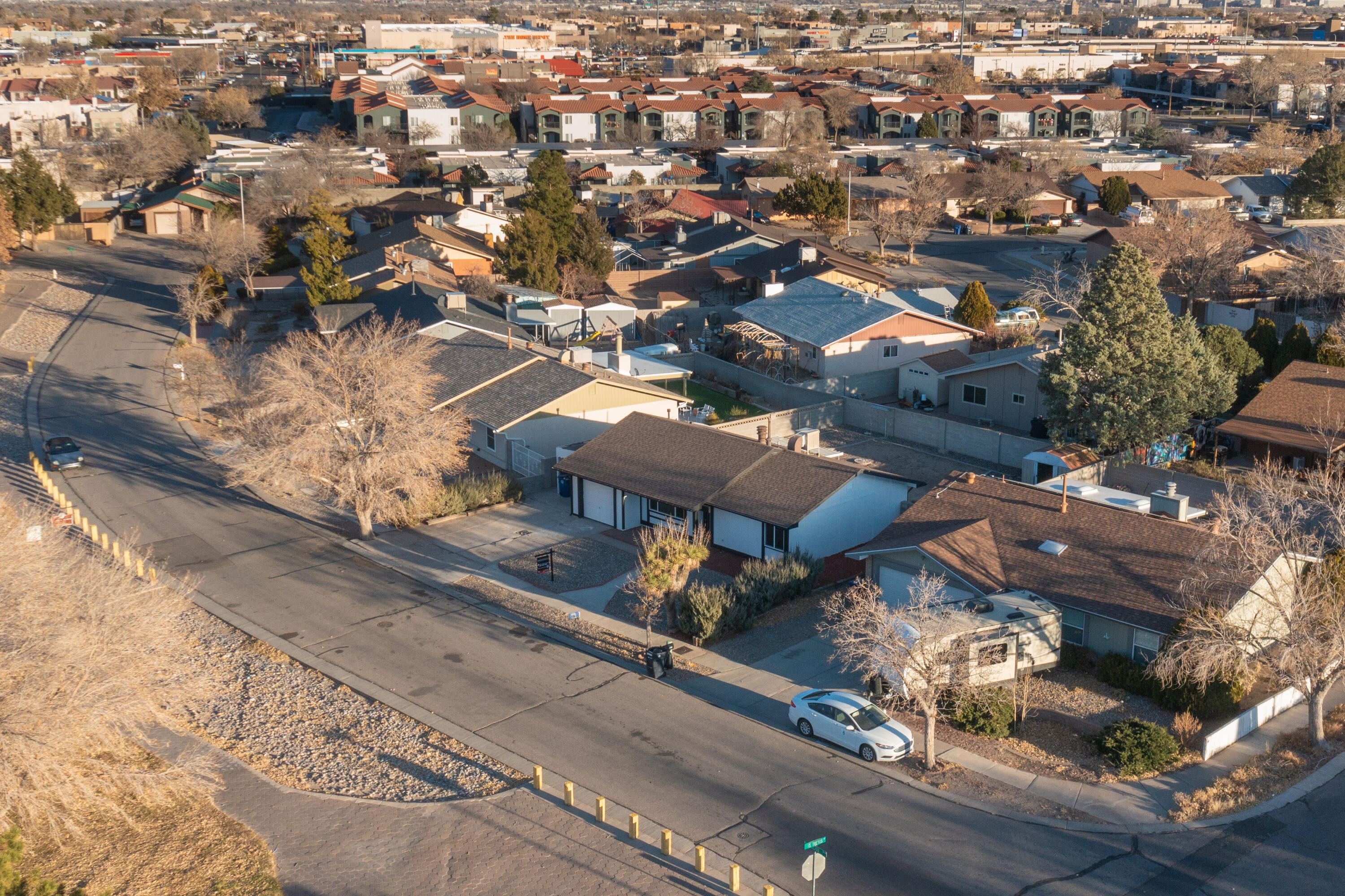 6020 PASTORCITO Drive NW