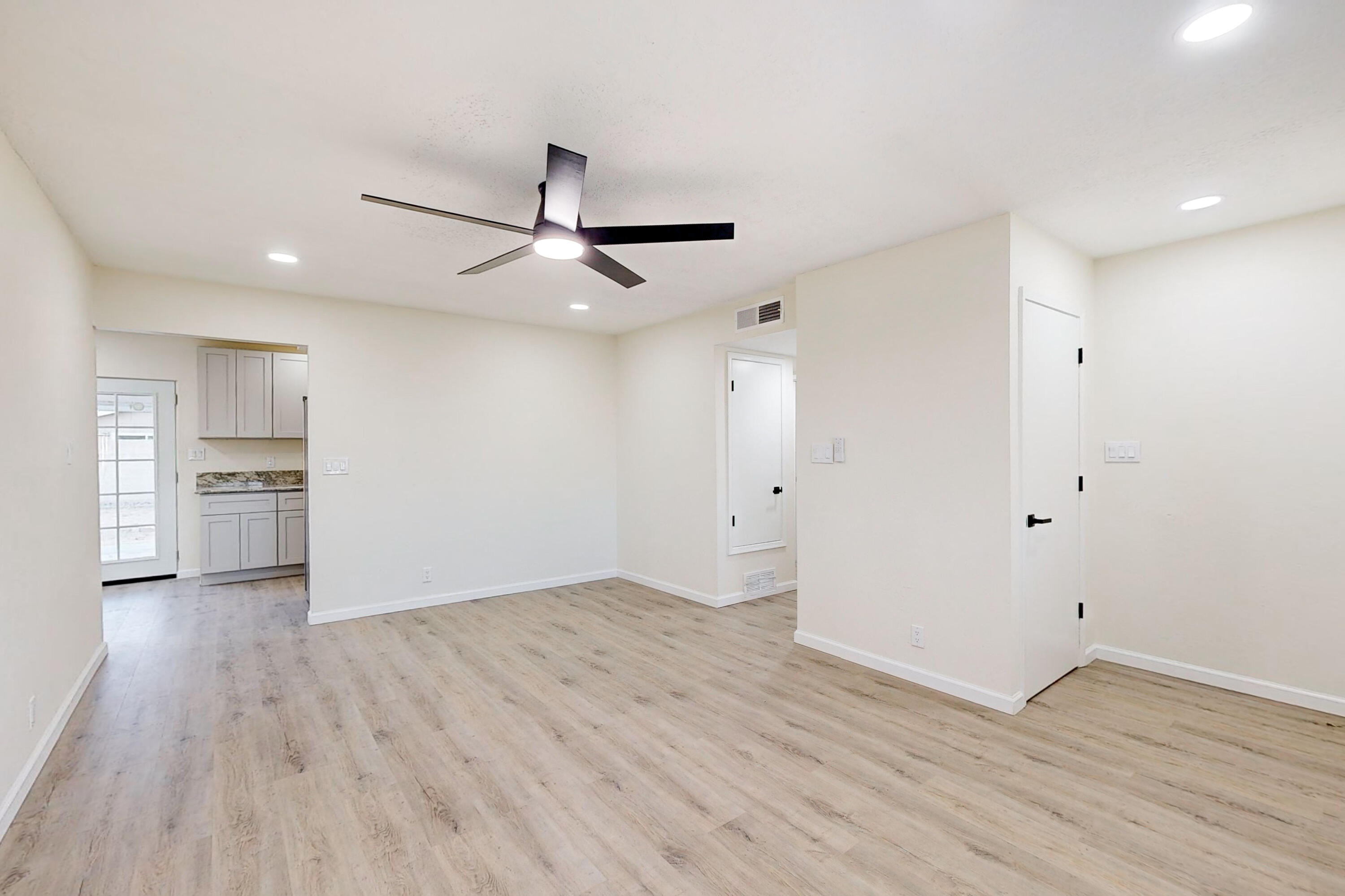 6020 PASTORCITO Drive NW