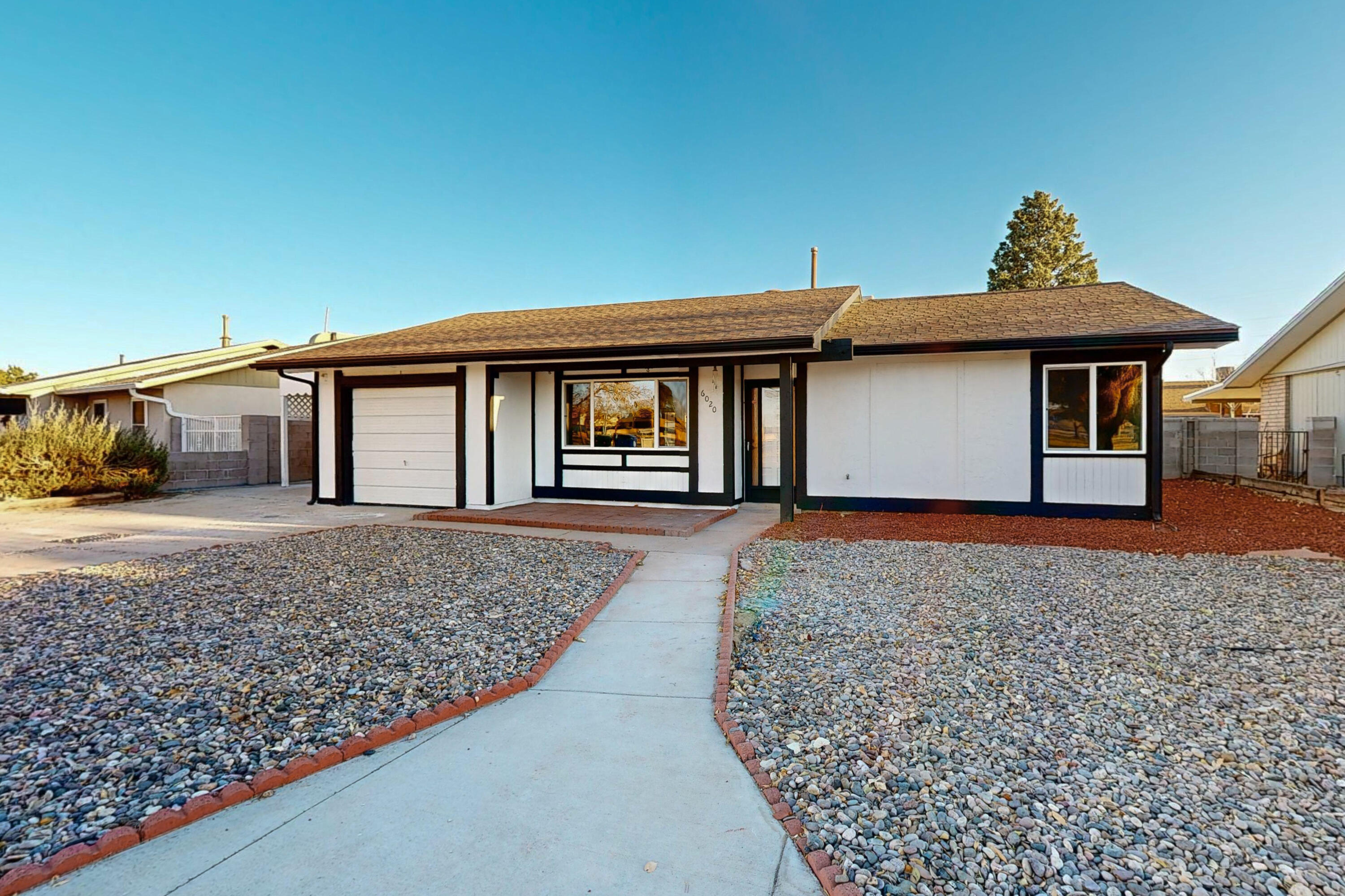 6020 PASTORCITO Drive NW