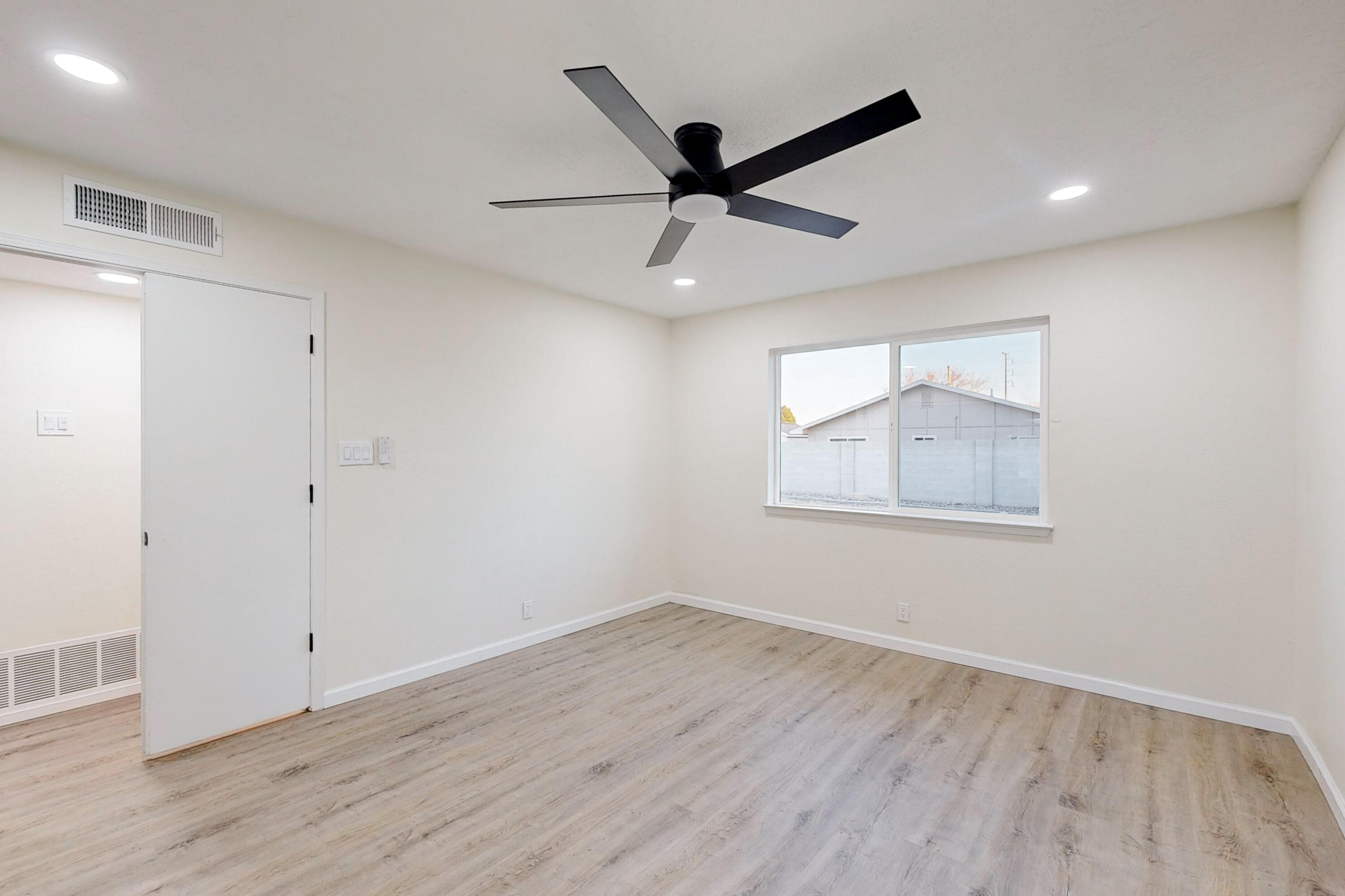 6020 PASTORCITO Drive NW