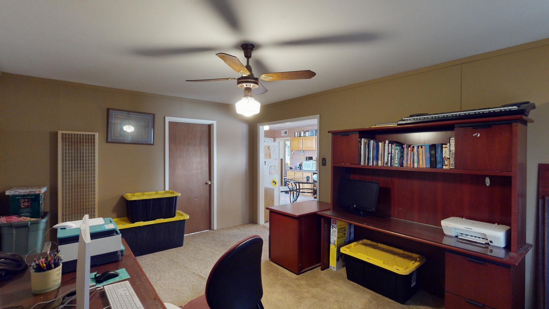 1820 LESTER Drive NE