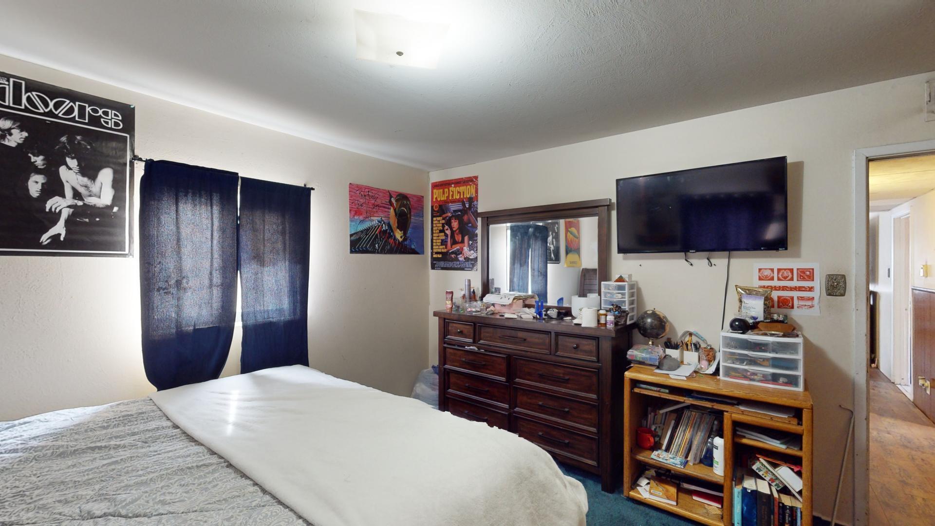 1820 LESTER Drive NE