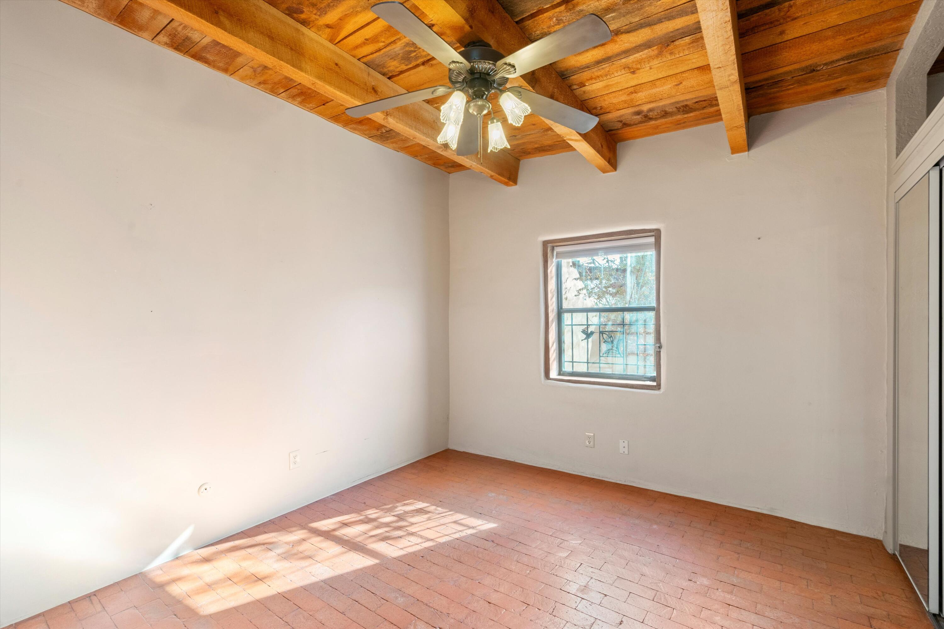 3939 Rio Grande Boulevard NW 80