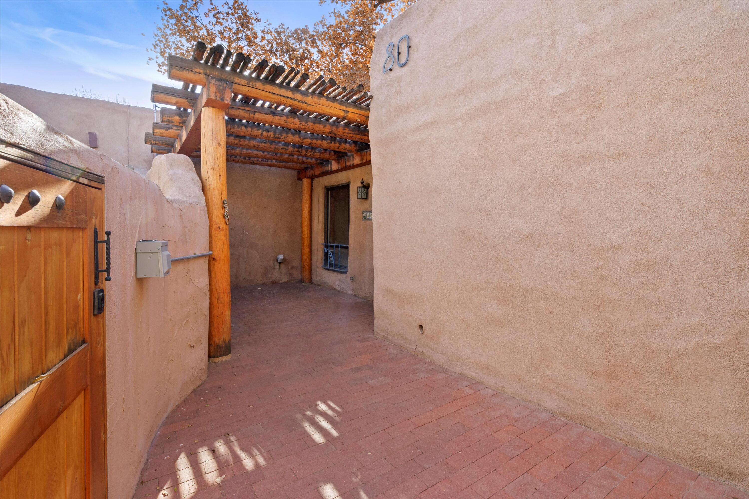 3939 Rio Grande Boulevard NW 80