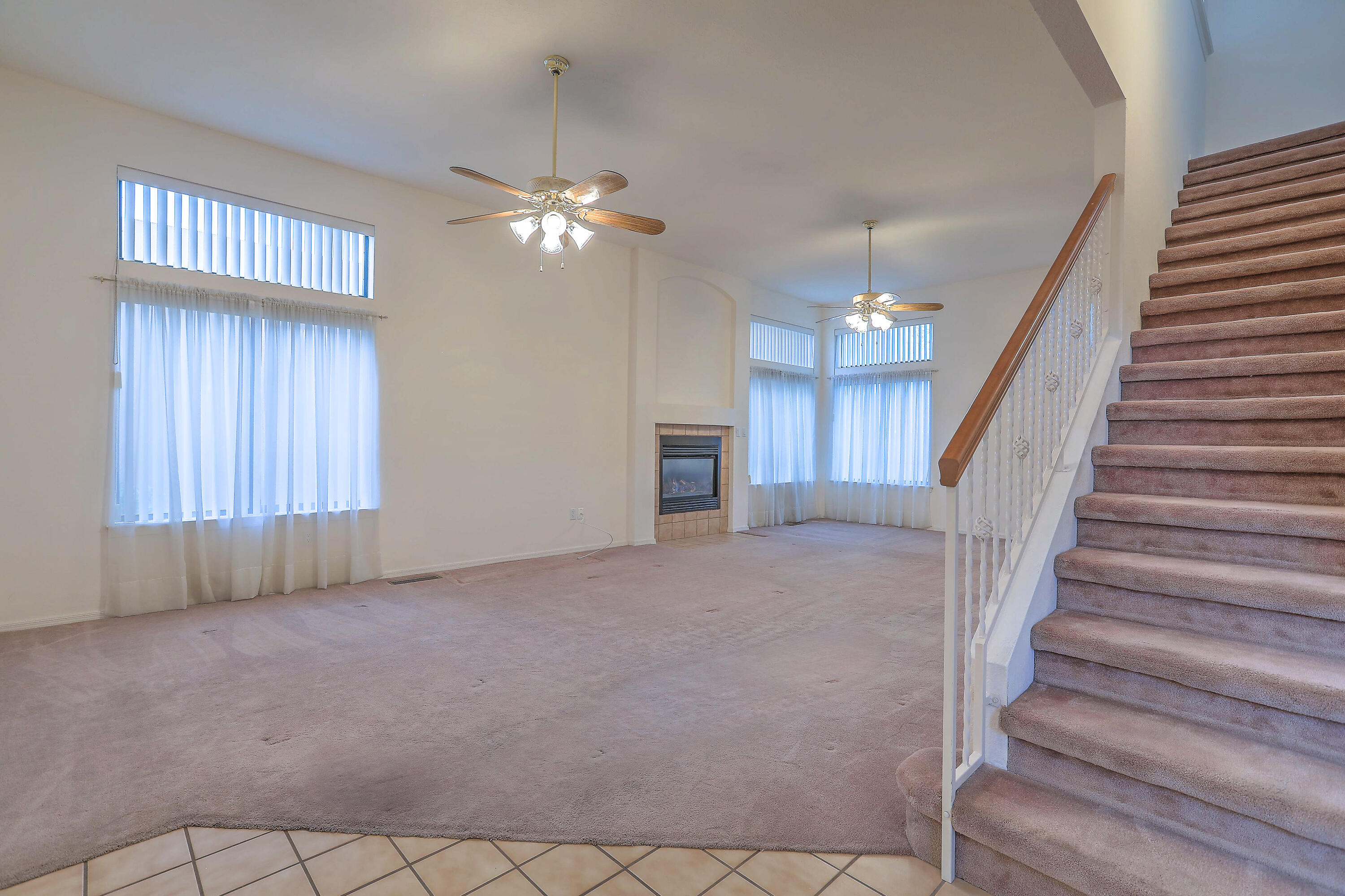 2106 NAVAJO WILLOW Drive NE