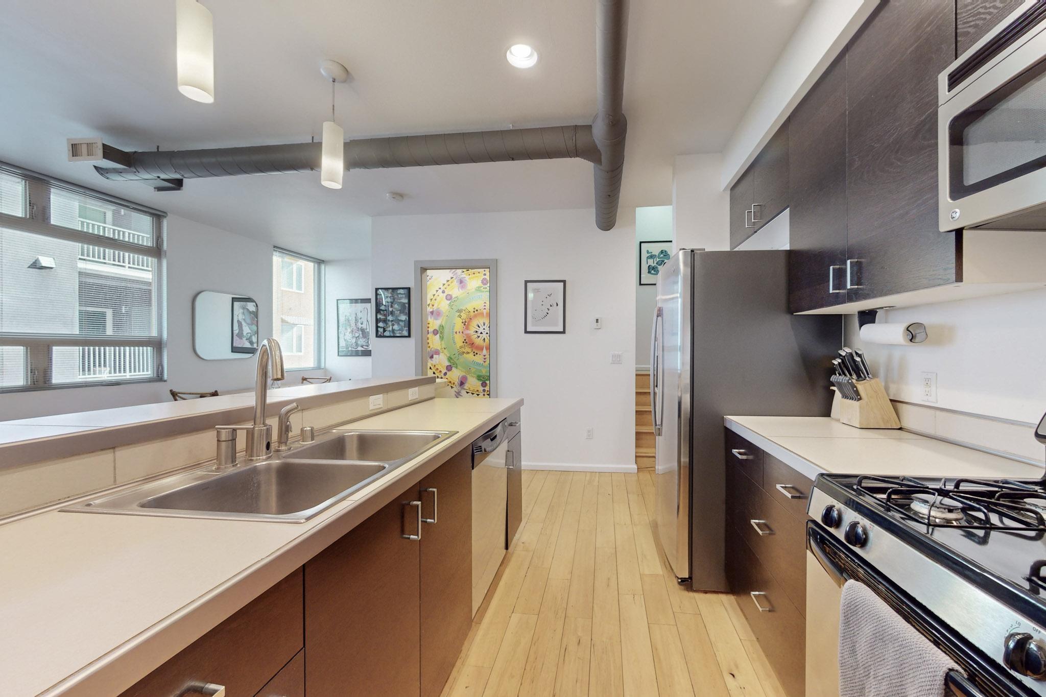 343 Platinum Street SW