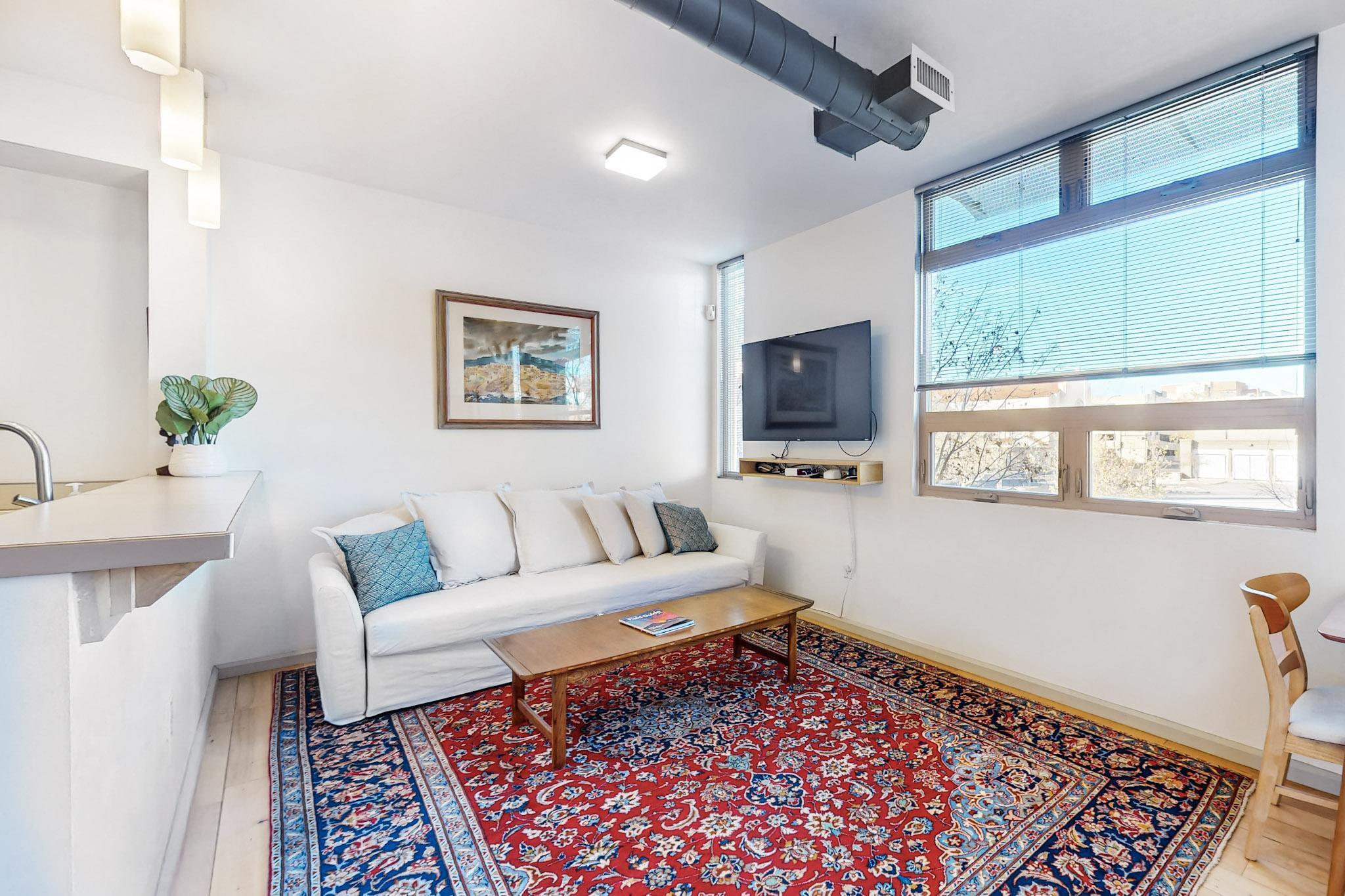 343 Platinum Street SW