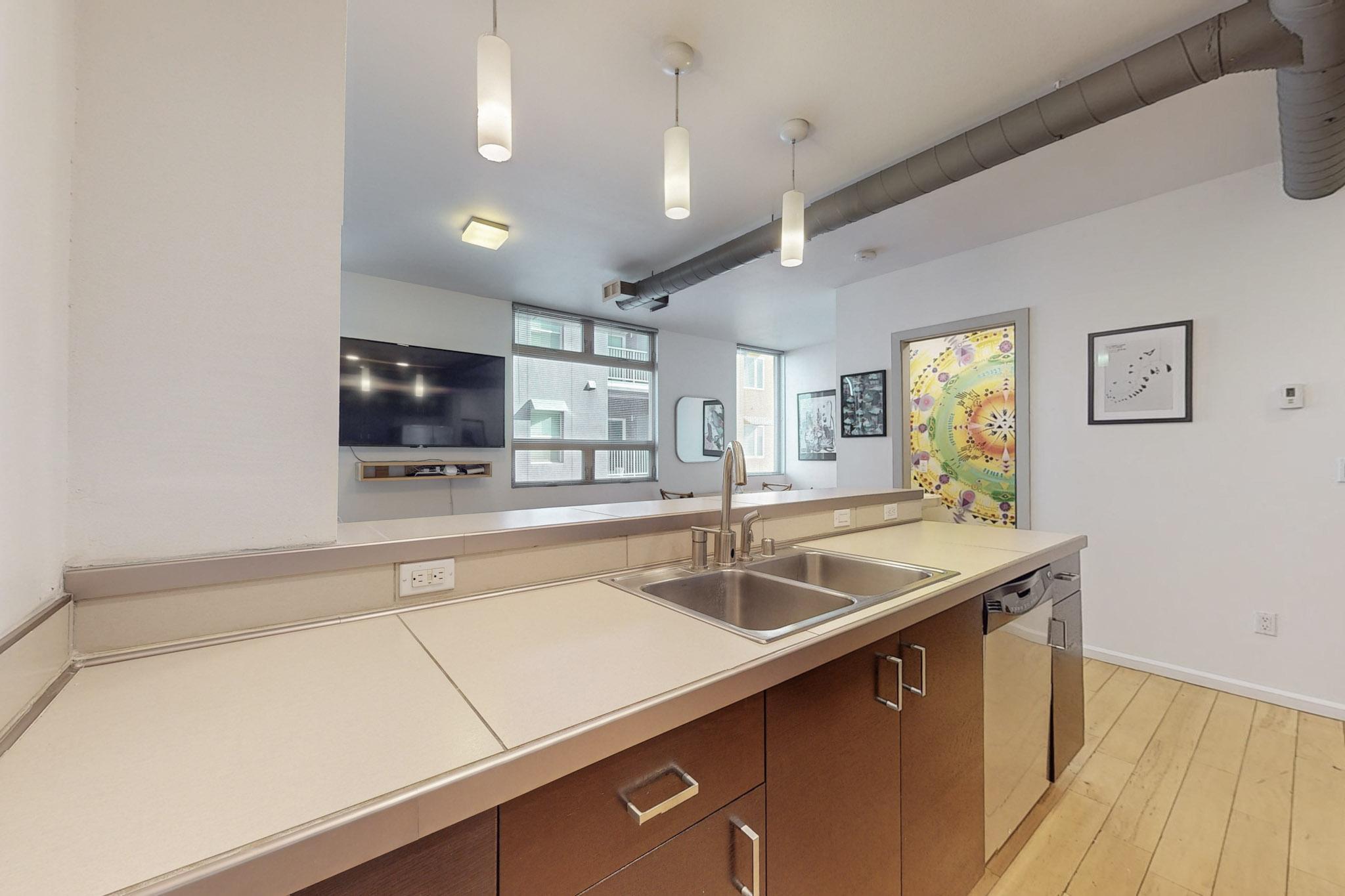 343 Platinum Street SW