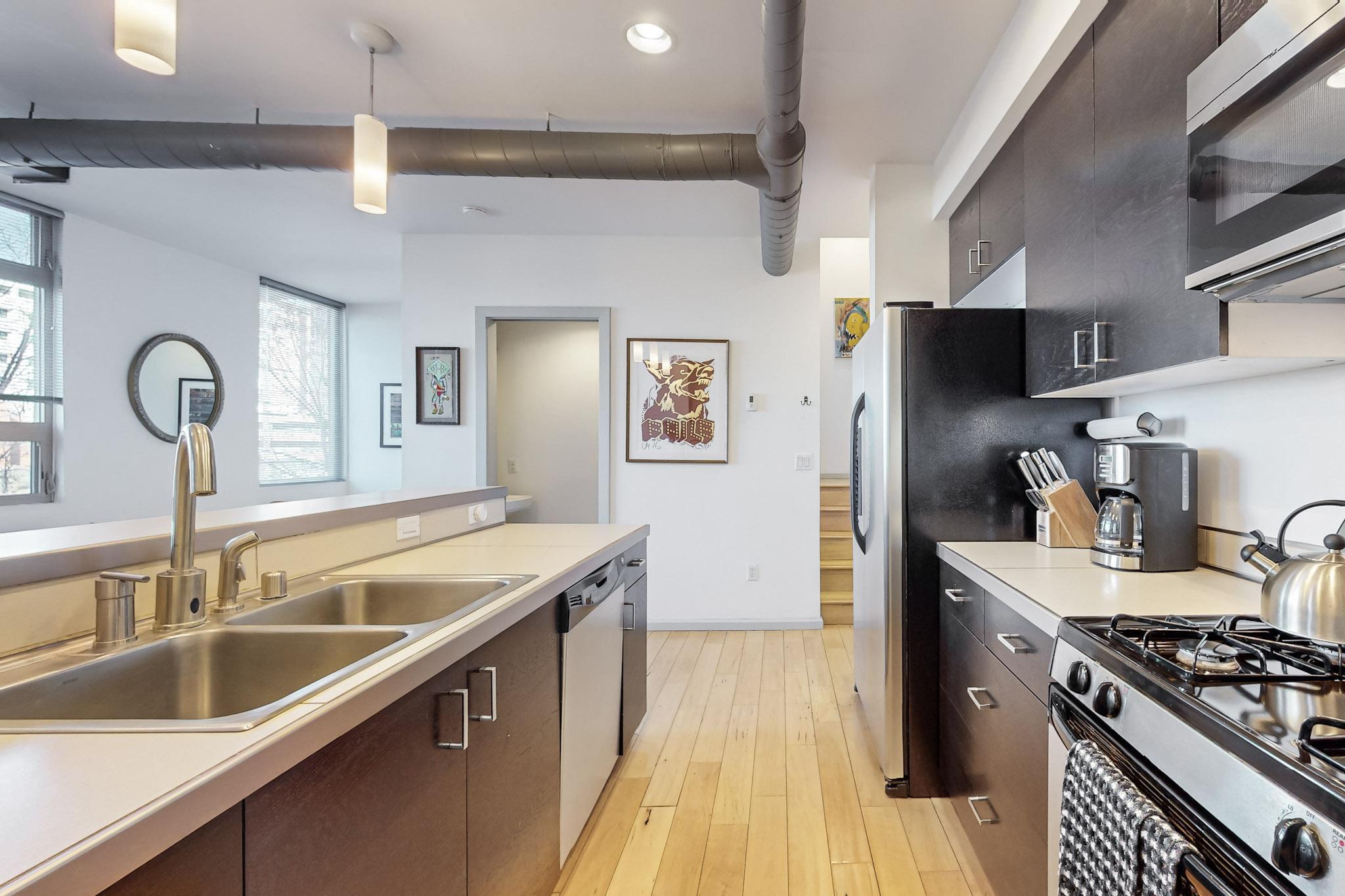 343 Platinum Street SW