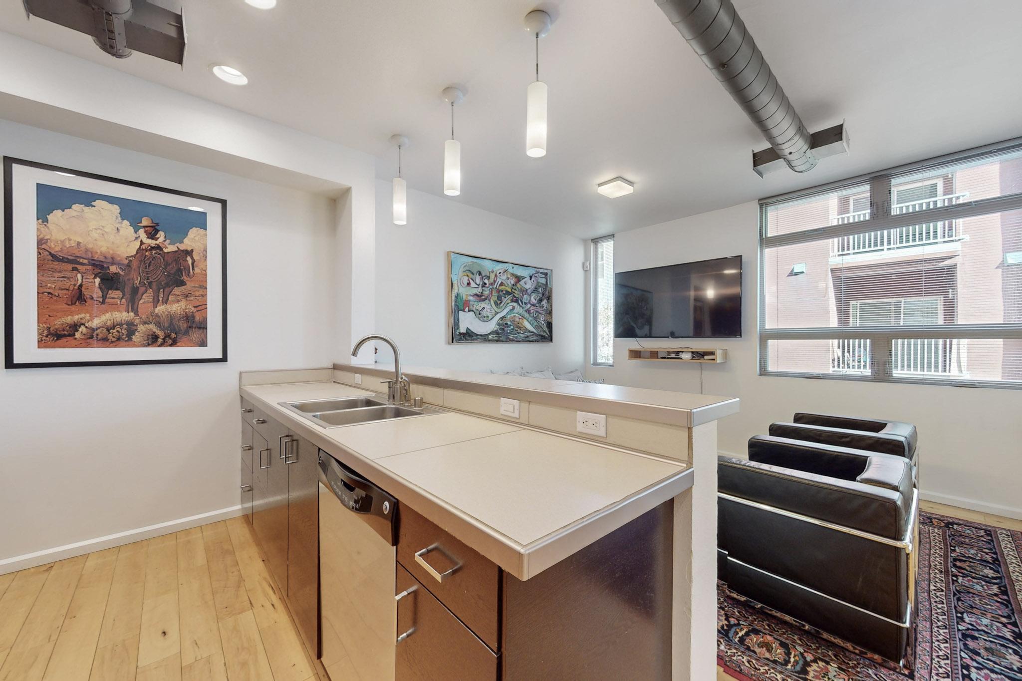 343 Platinum Street SW