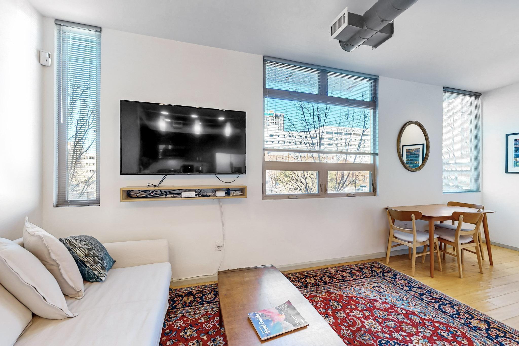 343 Platinum Street SW