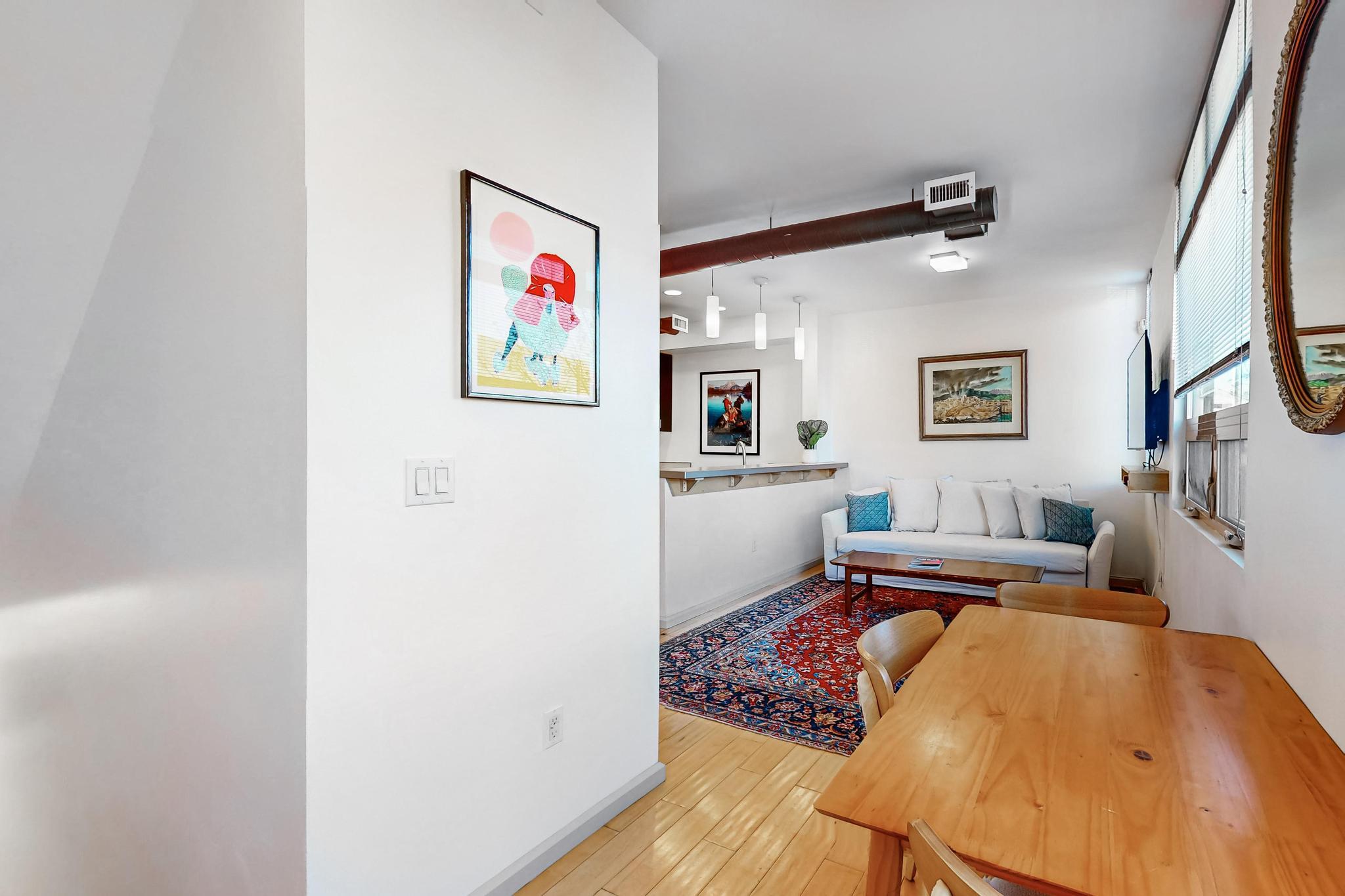 343 Platinum Street SW