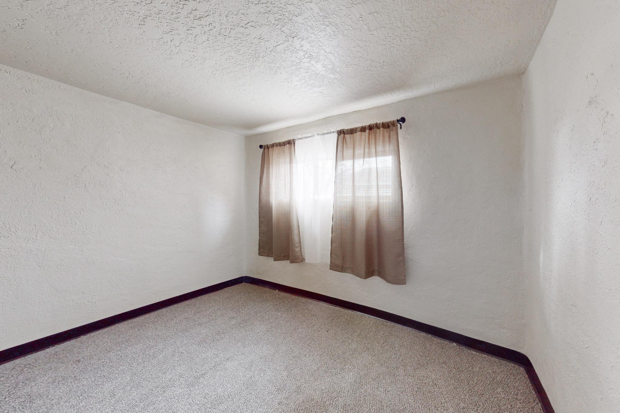 449 Atrisco Drive SW