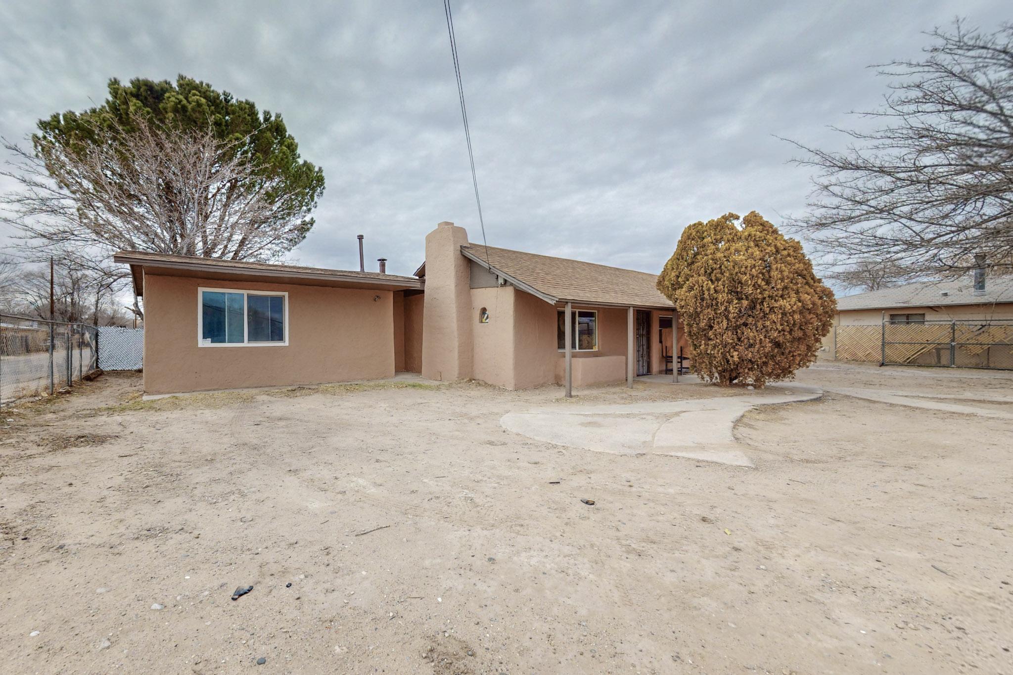 449 Atrisco Drive SW