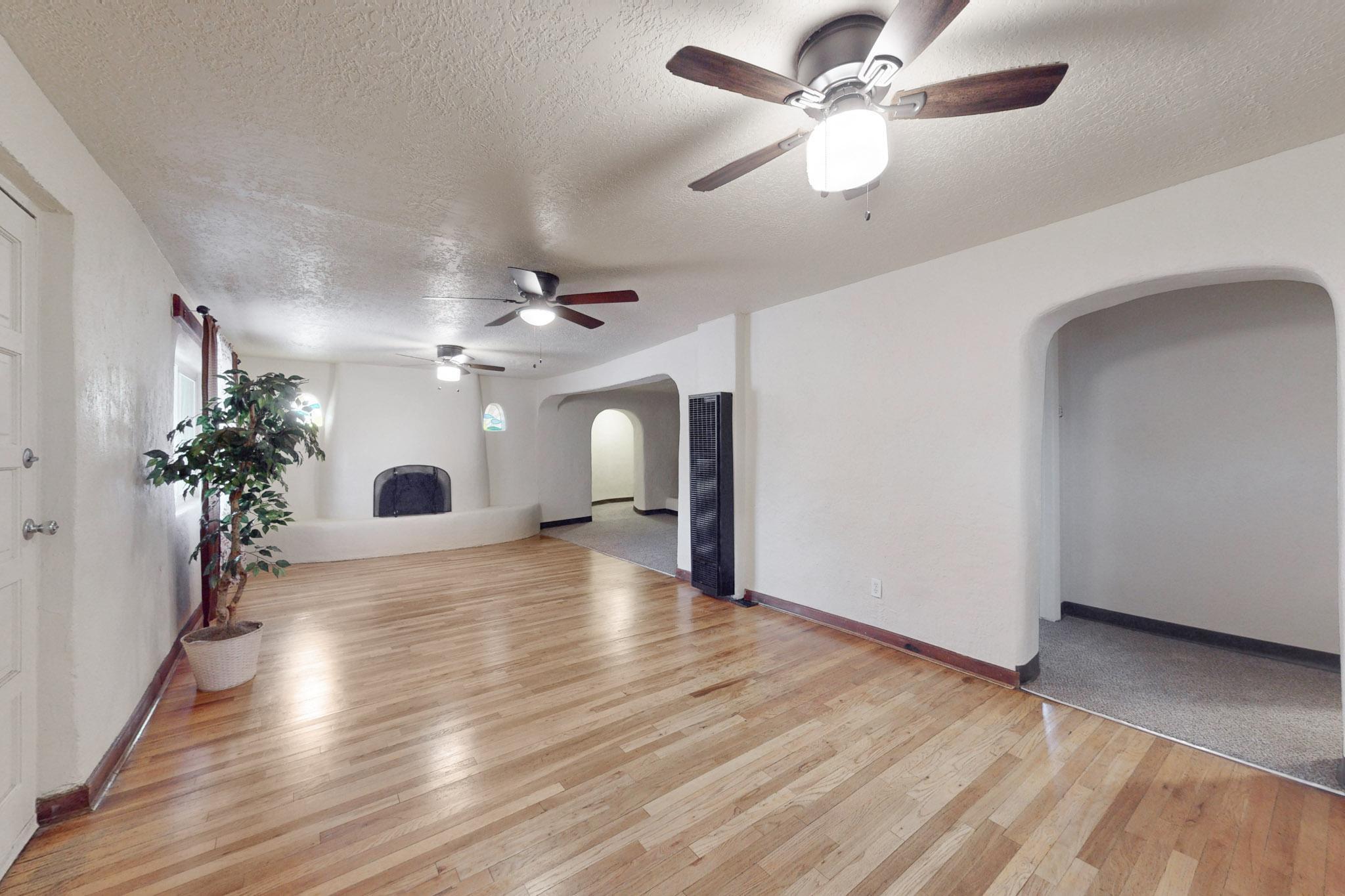 449 Atrisco Drive SW