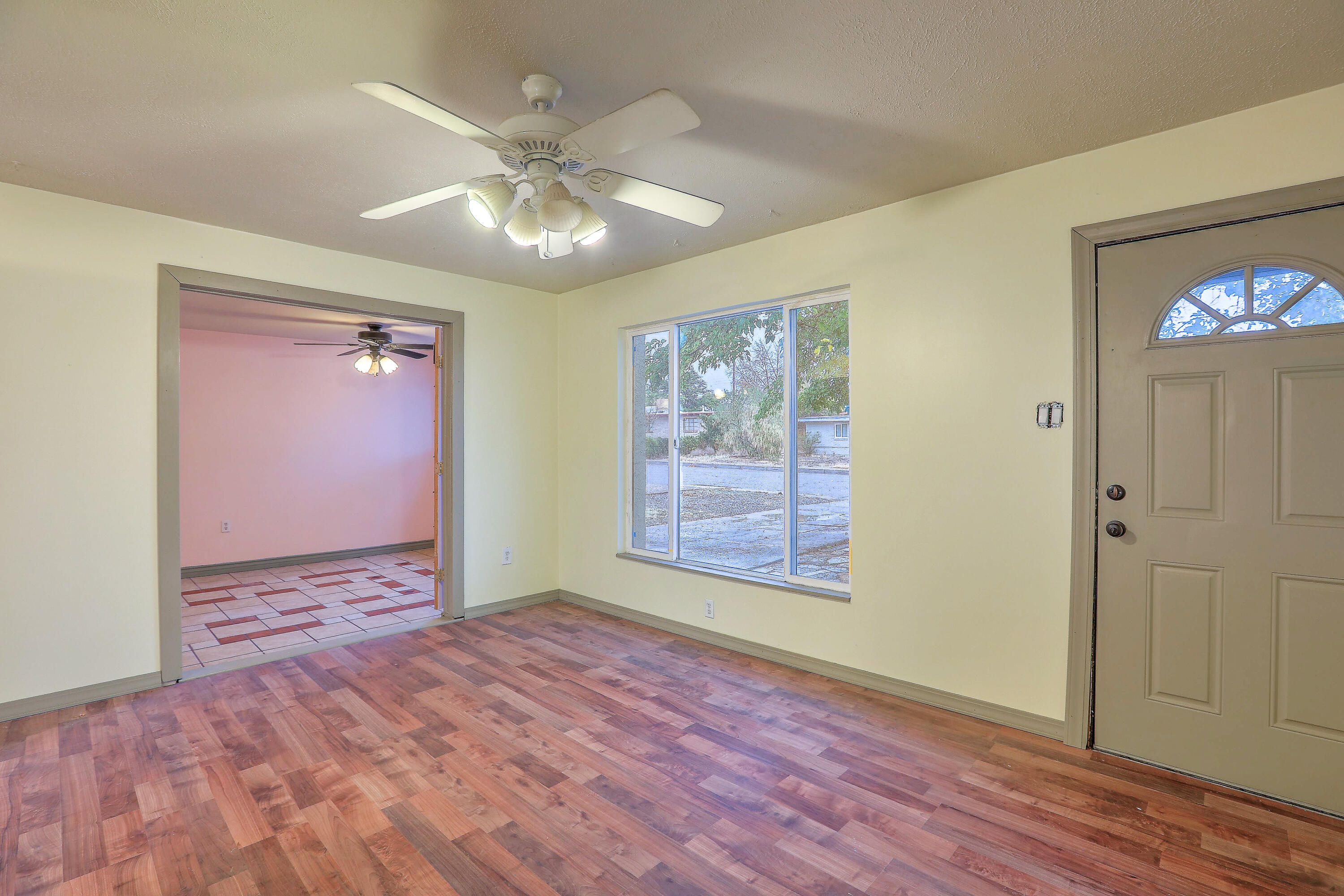 1201 BETTS Street NE