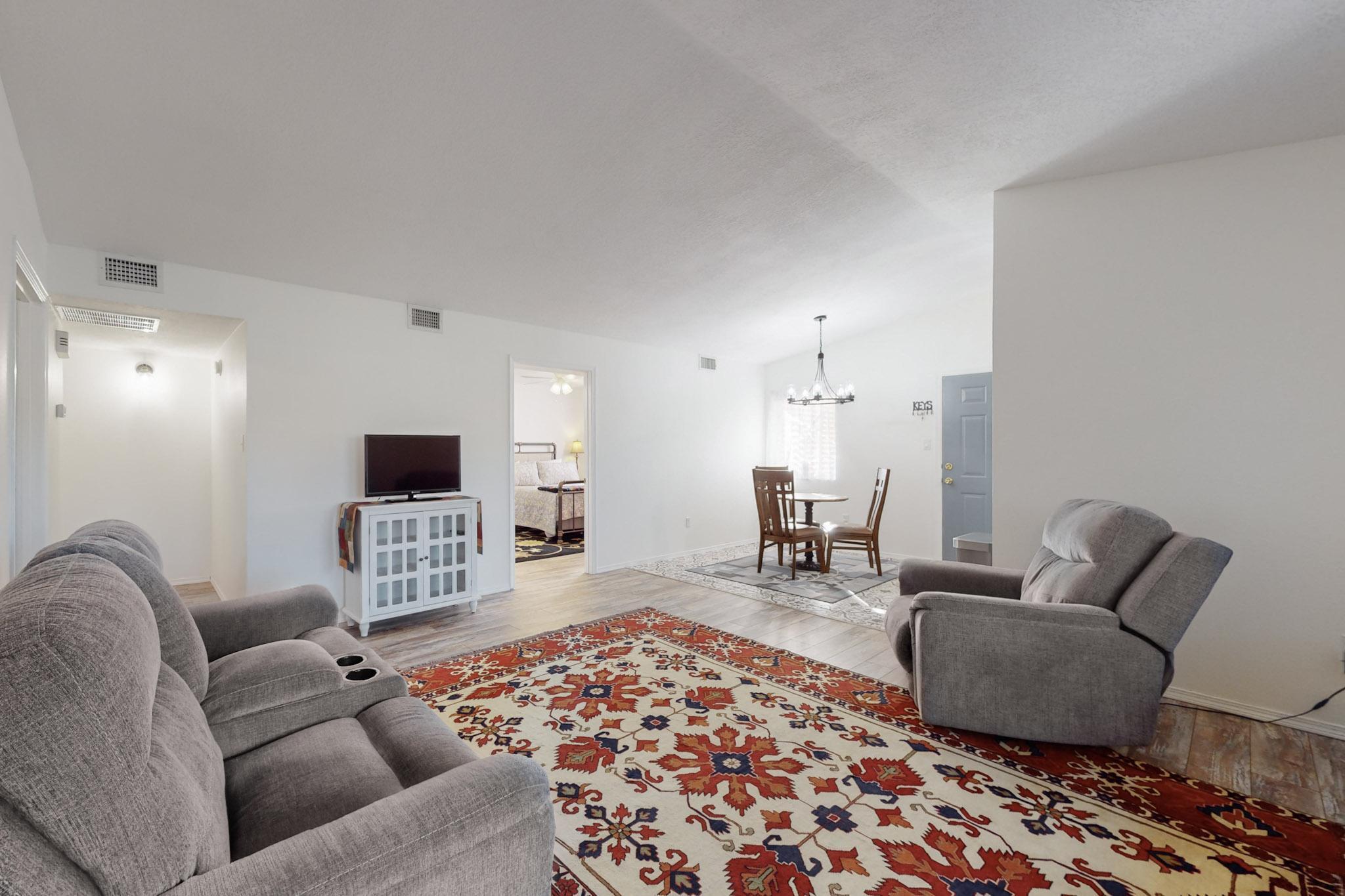 11100 MIRAVISTA Place SE