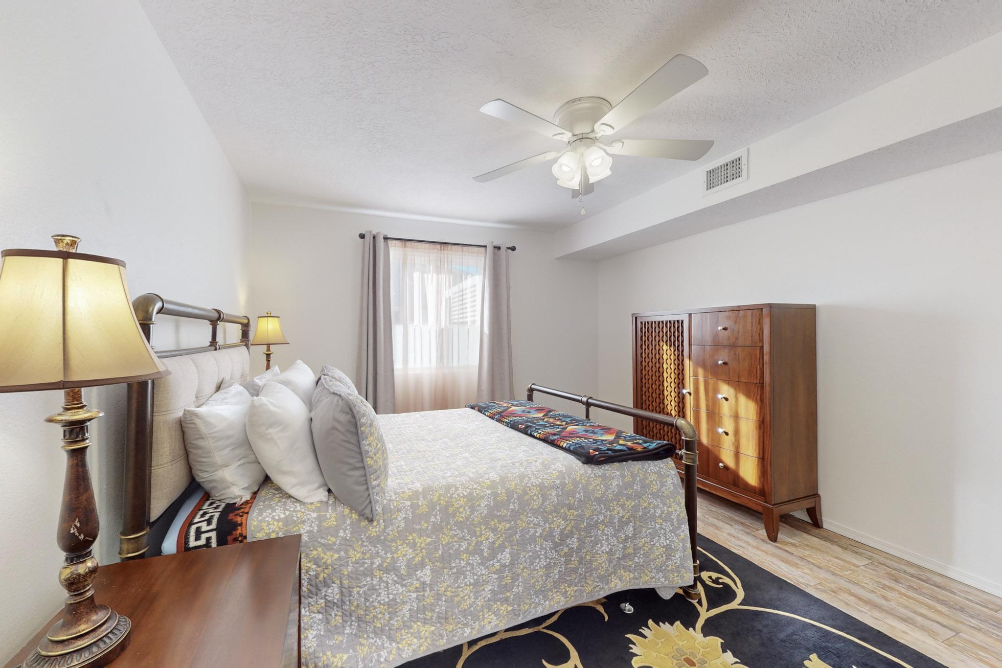 11100 MIRAVISTA Place SE