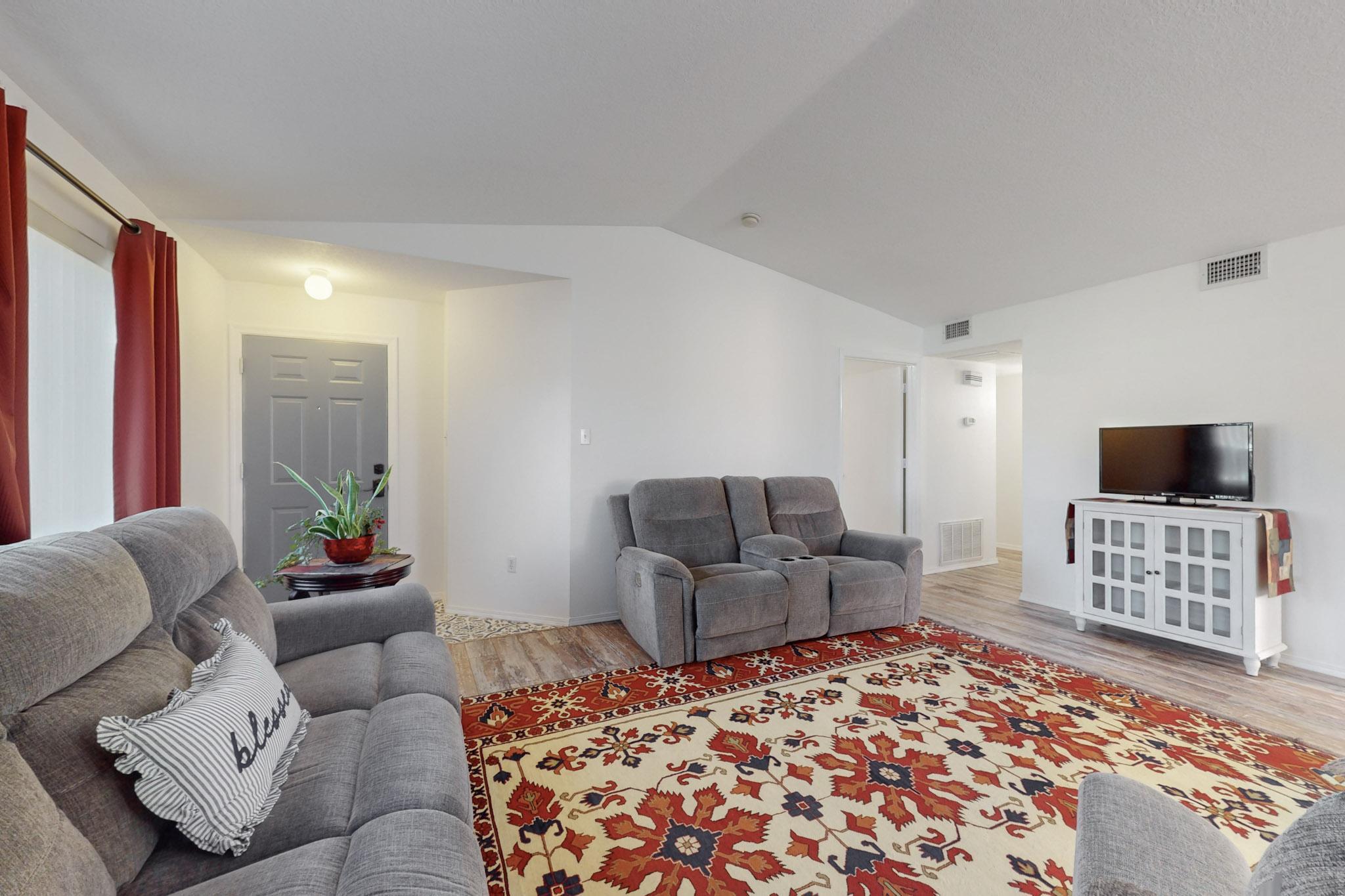 11100 MIRAVISTA Place SE