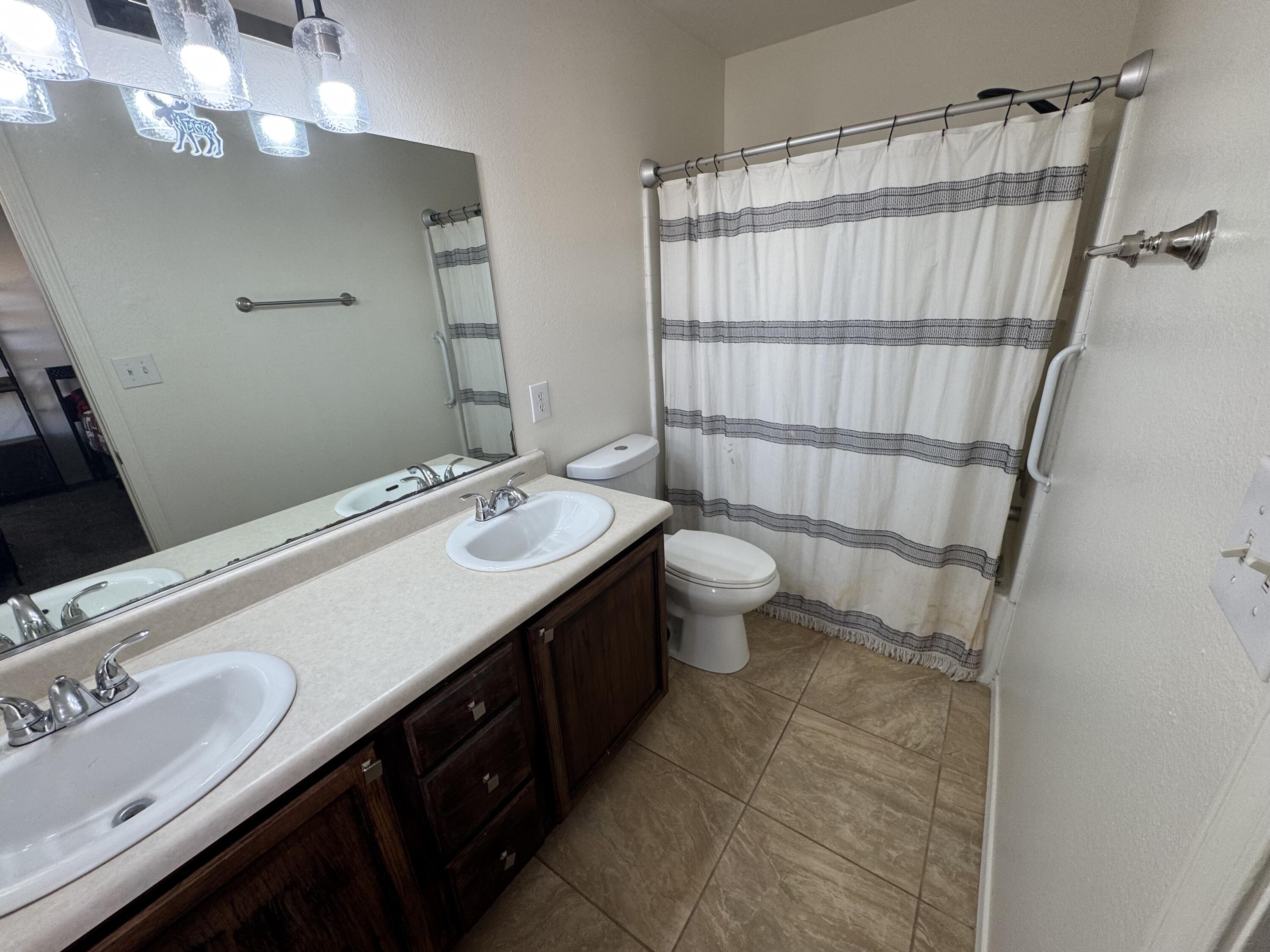 5923 NIGHT ROSE Avenue NW