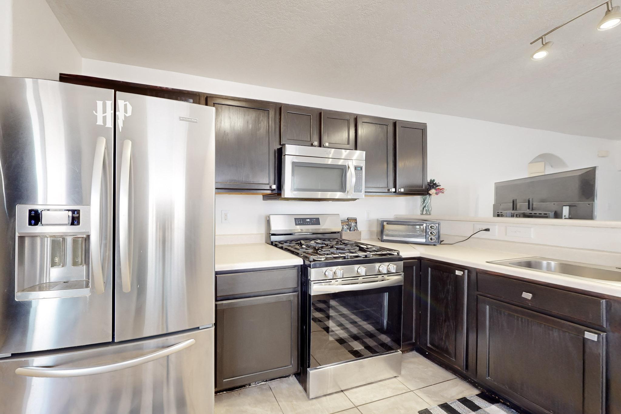 5923 NIGHT ROSE Avenue NW