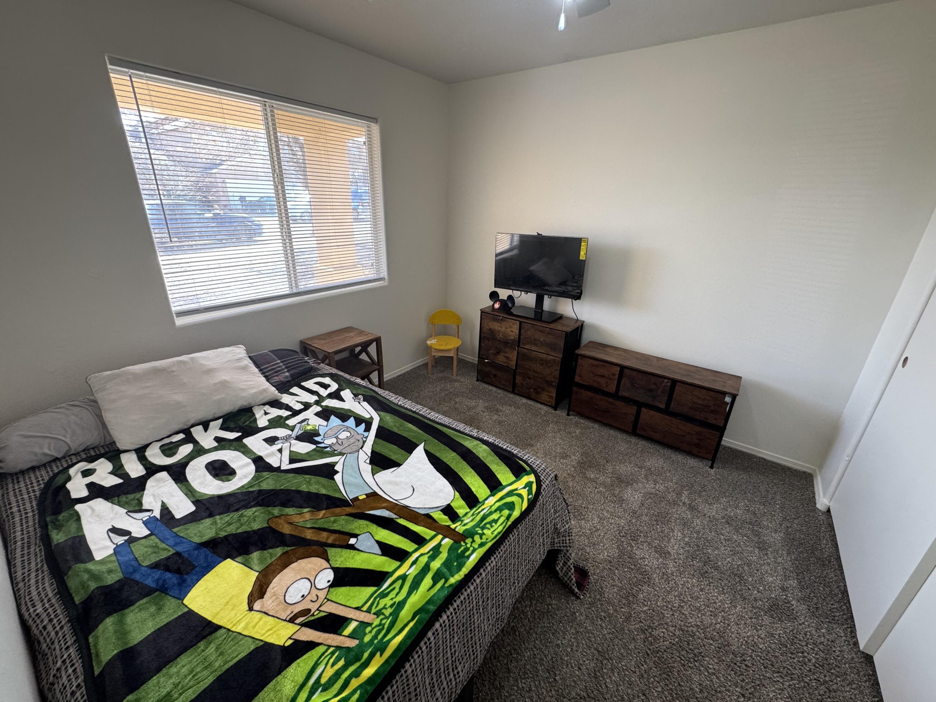 5923 NIGHT ROSE Avenue NW