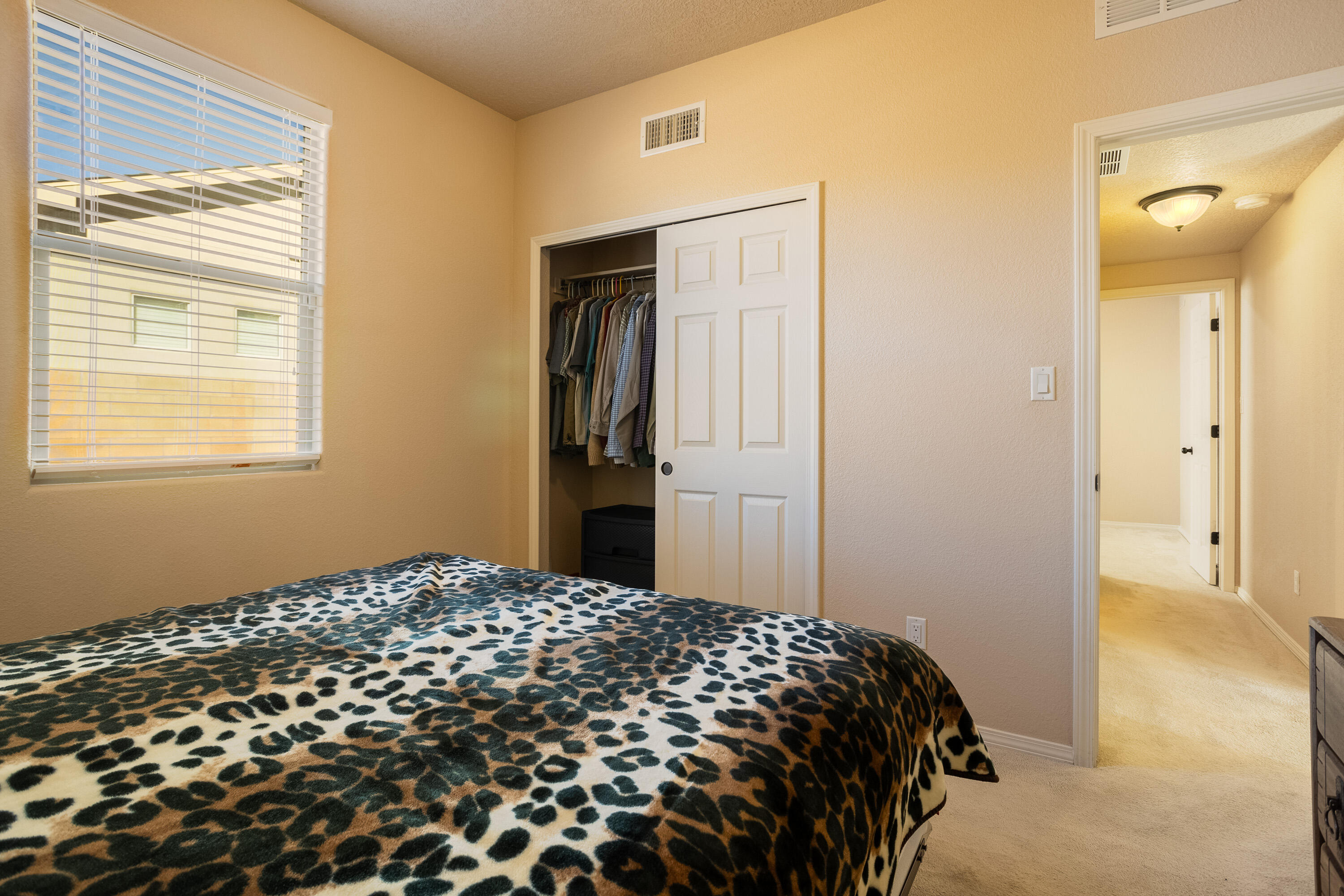 11009 ESMERALDA Drive NW