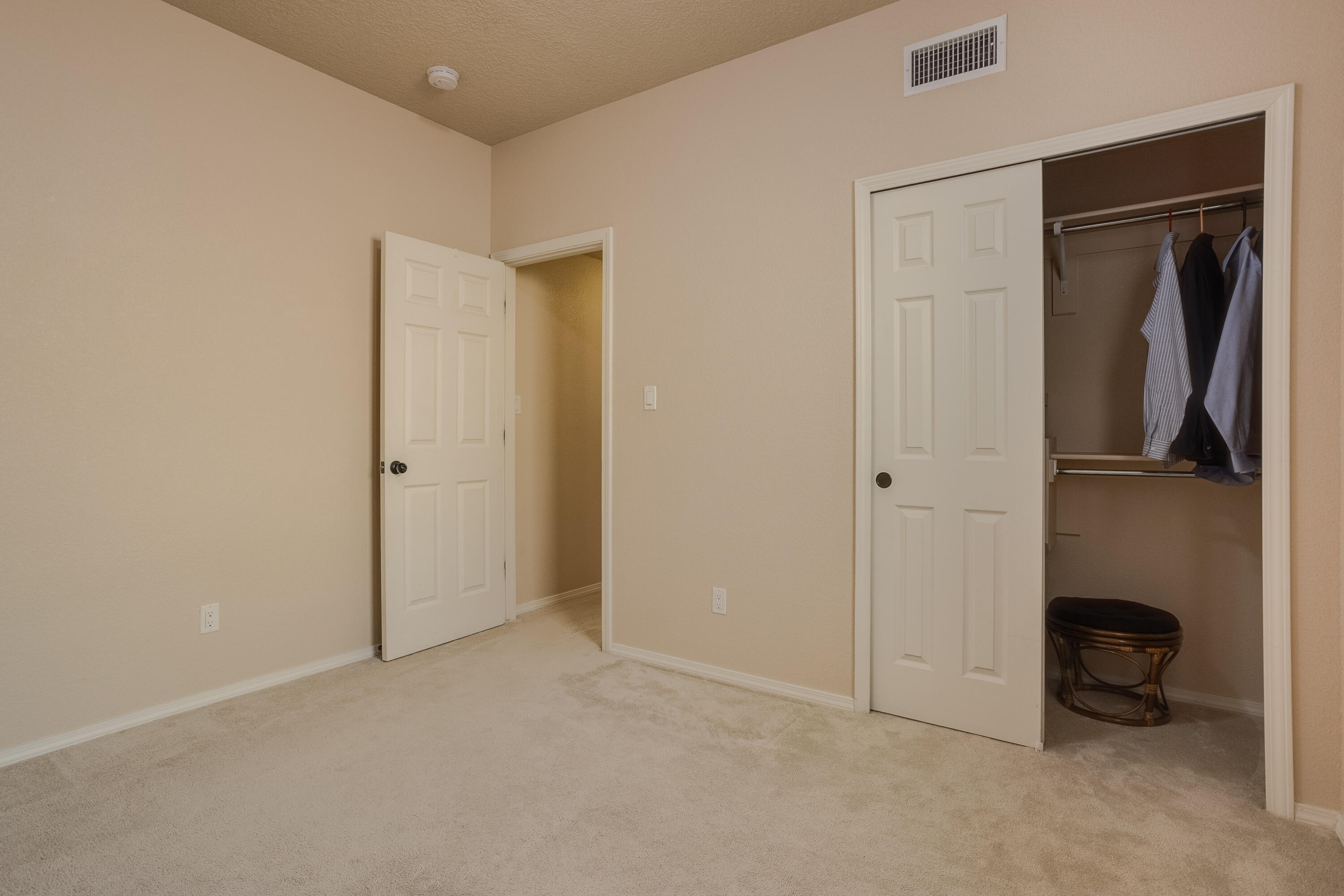 11009 ESMERALDA Drive NW