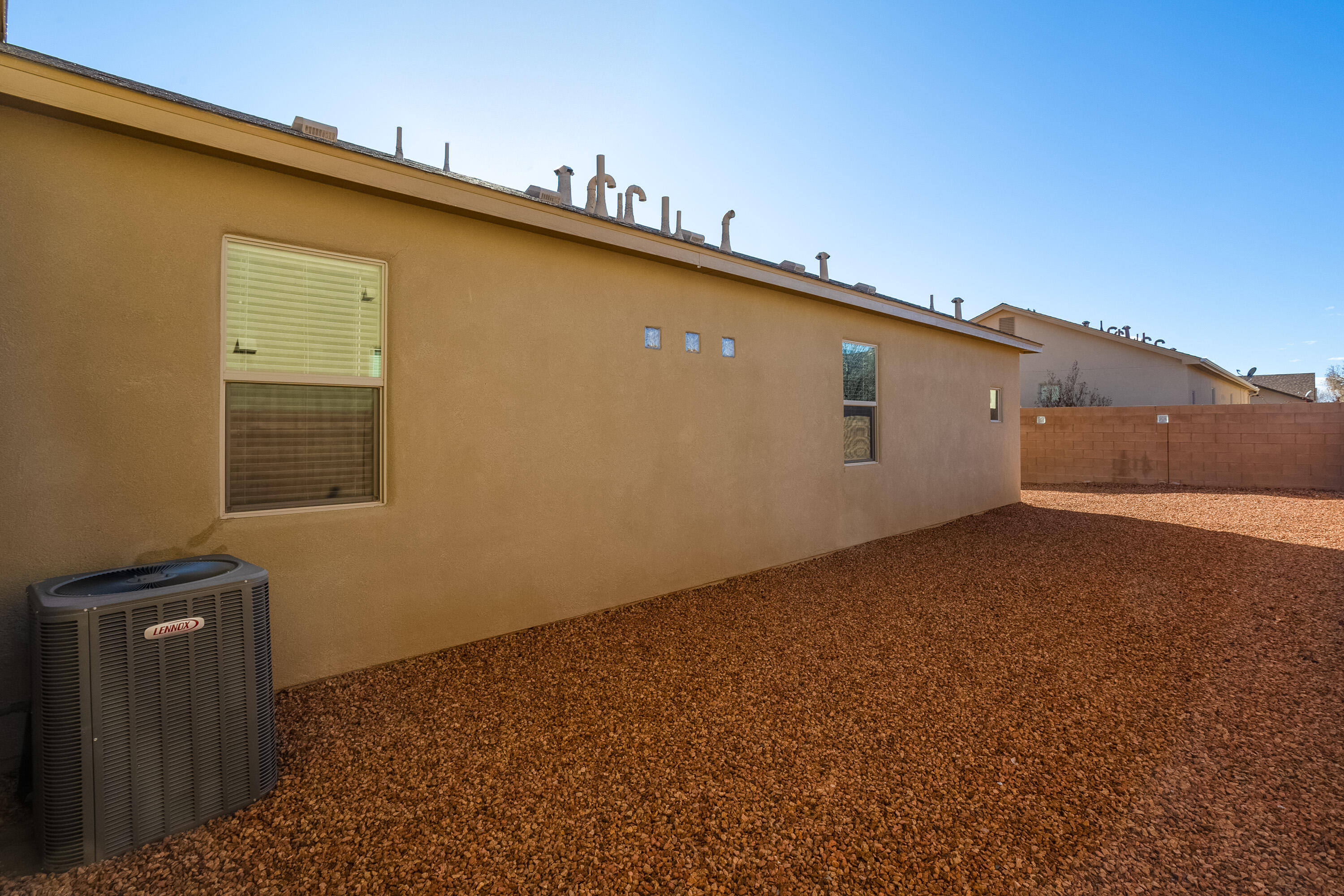 11009 ESMERALDA Drive NW