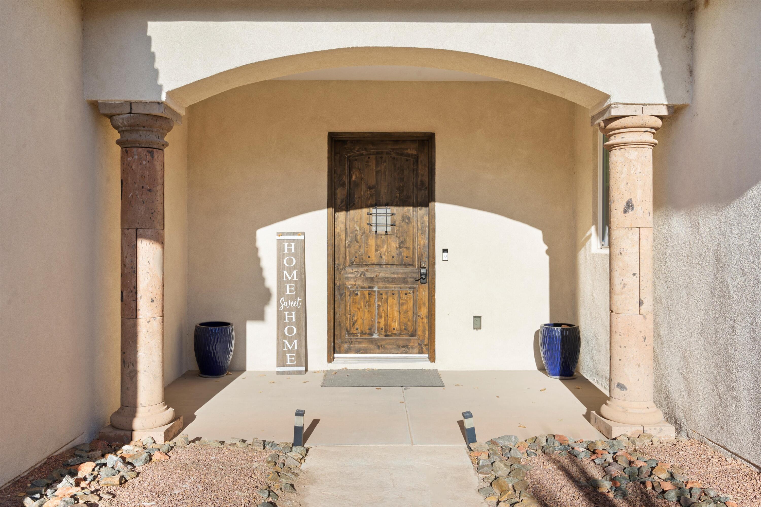 513 Monterrey Road NE