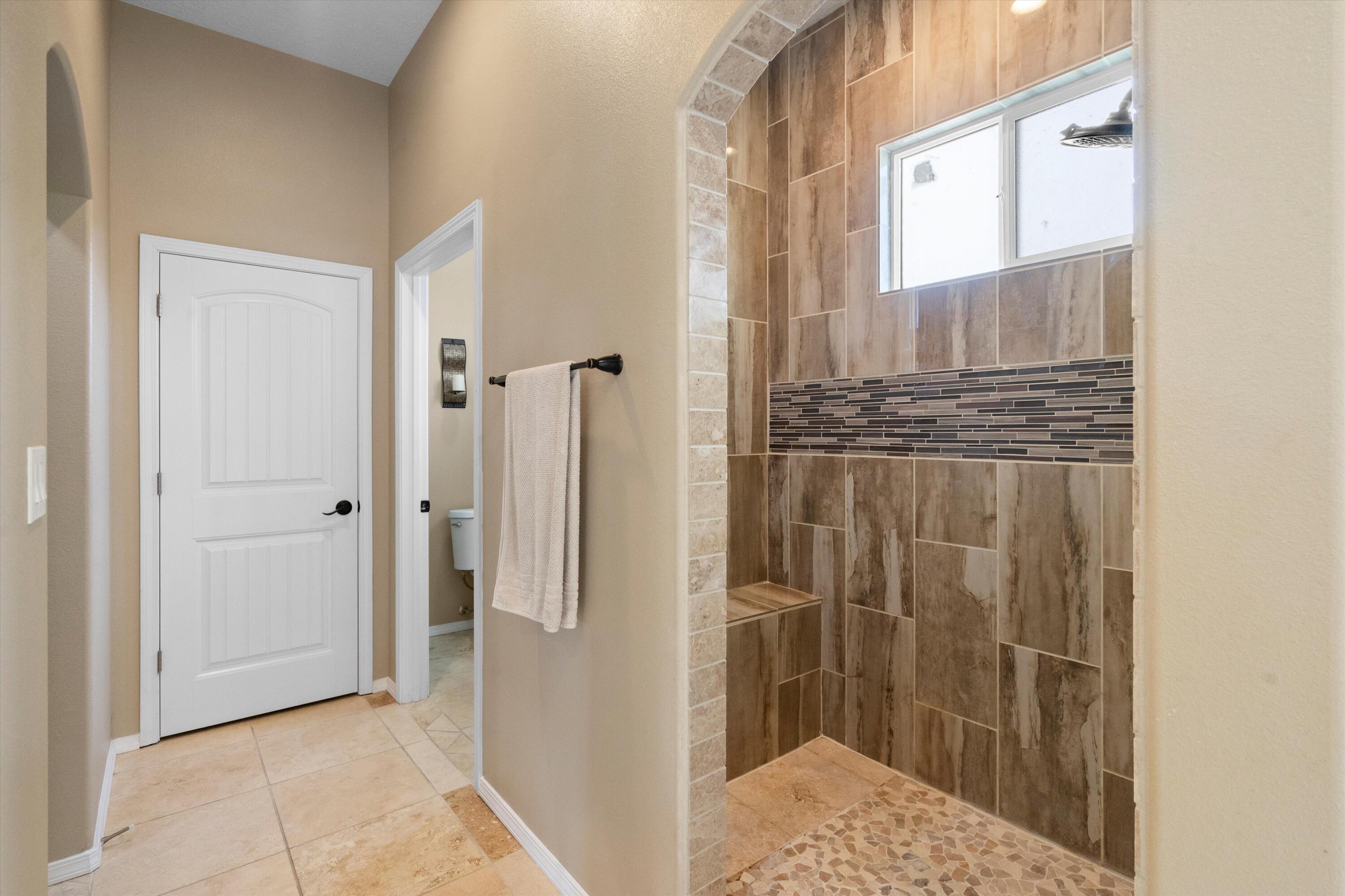 513 Monterrey Road NE