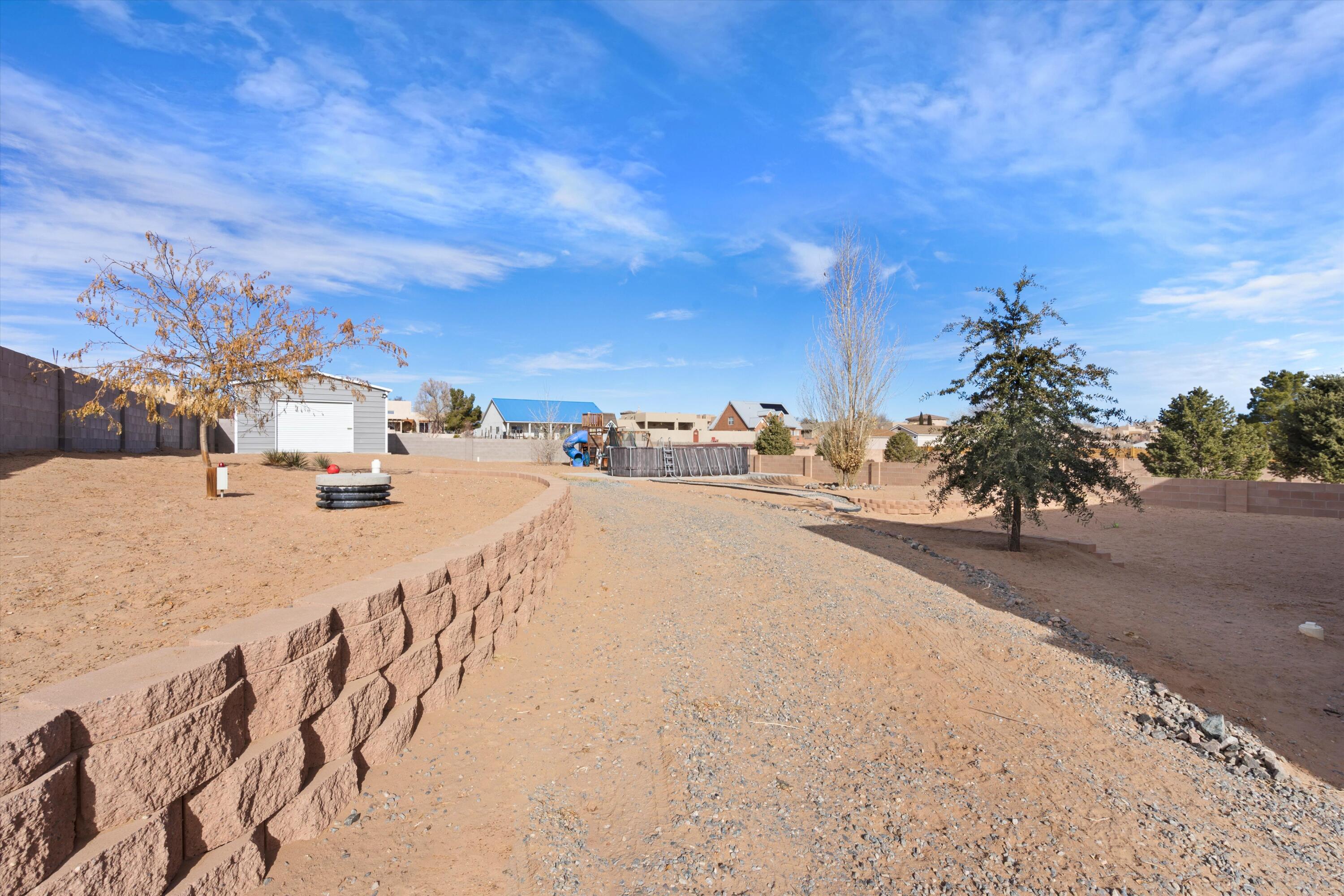 513 Monterrey Road NE