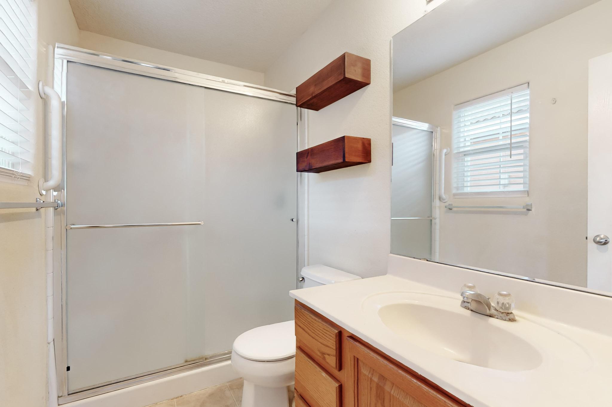 9516 SUNDORO Place NW