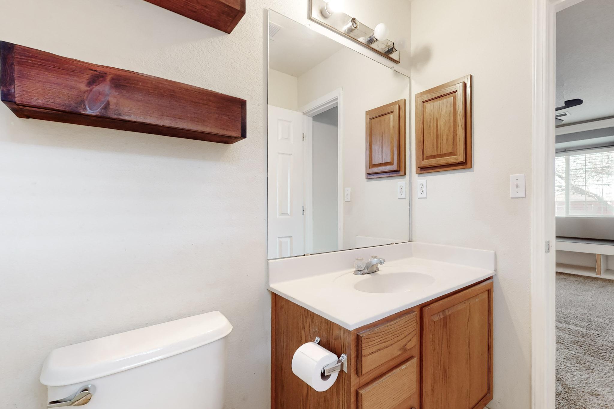 9516 SUNDORO Place NW