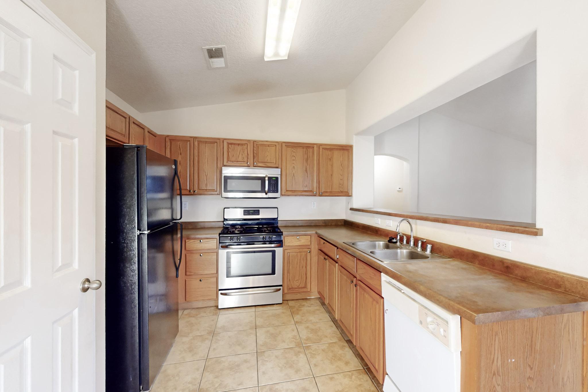 9516 SUNDORO Place NW