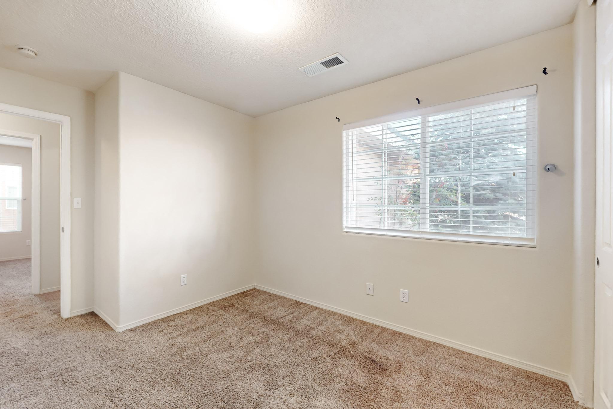 9516 SUNDORO Place NW