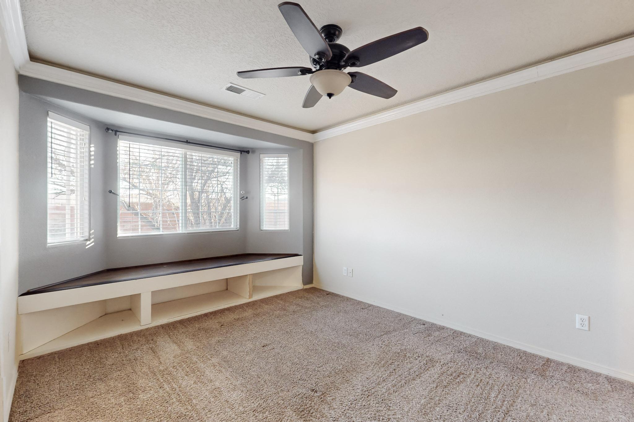 9516 SUNDORO Place NW