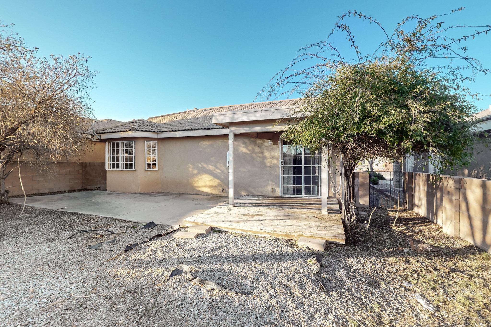 9516 SUNDORO Place NW