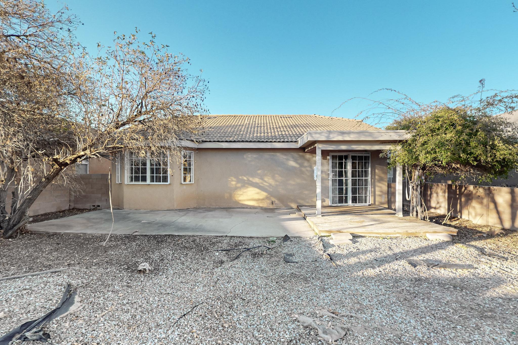 9516 SUNDORO Place NW